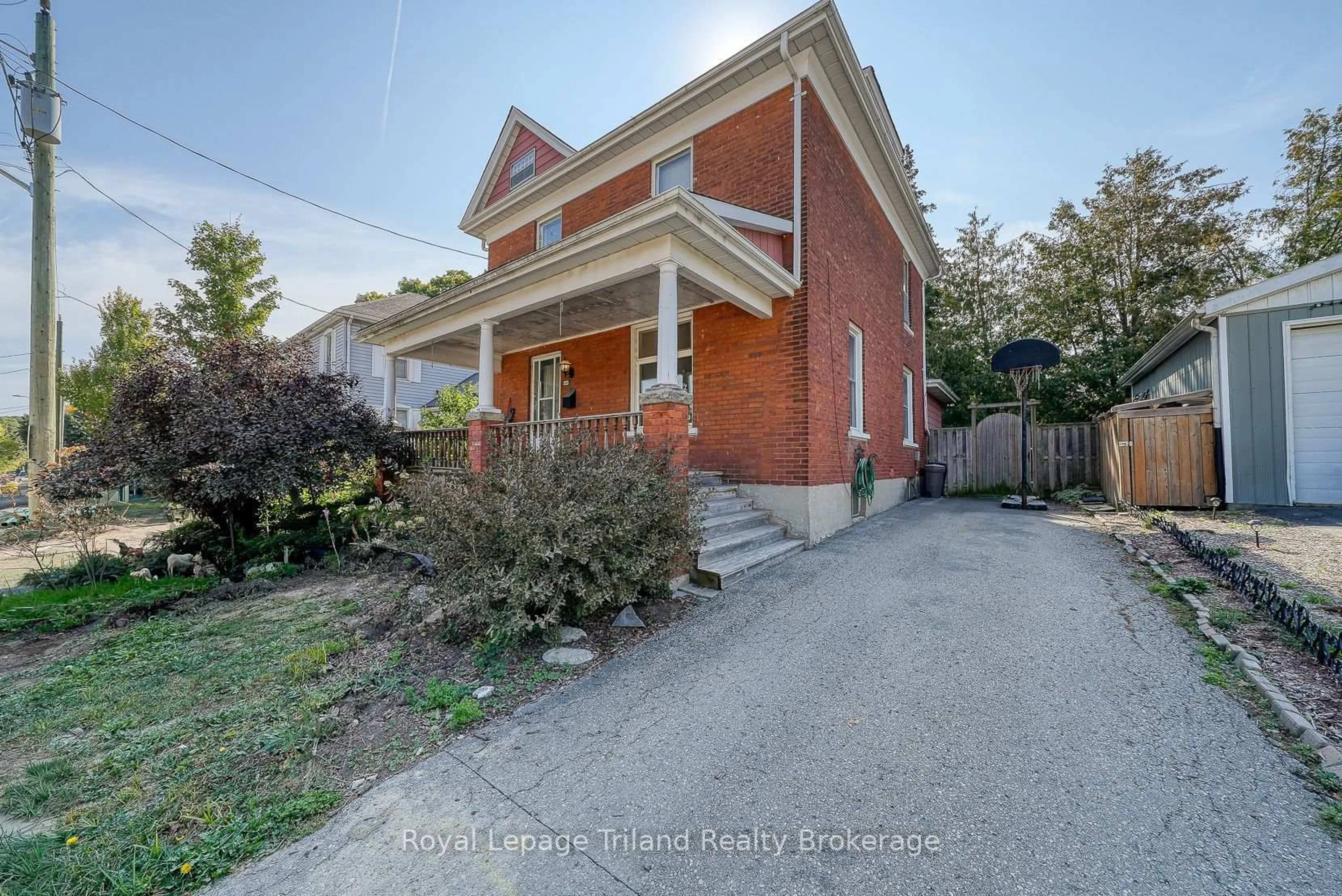 Home with brick exterior material, street for 500 Edward St, Woodstock Ontario N4S 4W1