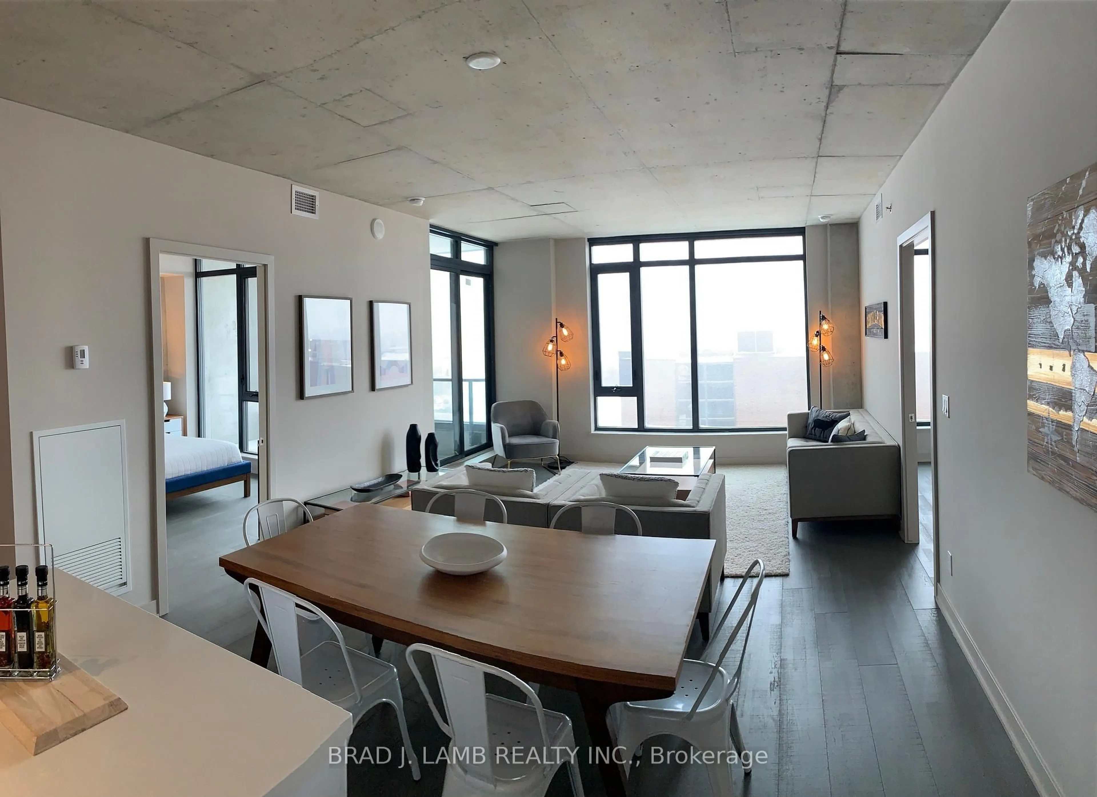 A pic of a room for 203 CATHERINE St #603, Ottawa Ontario K2P 1C3