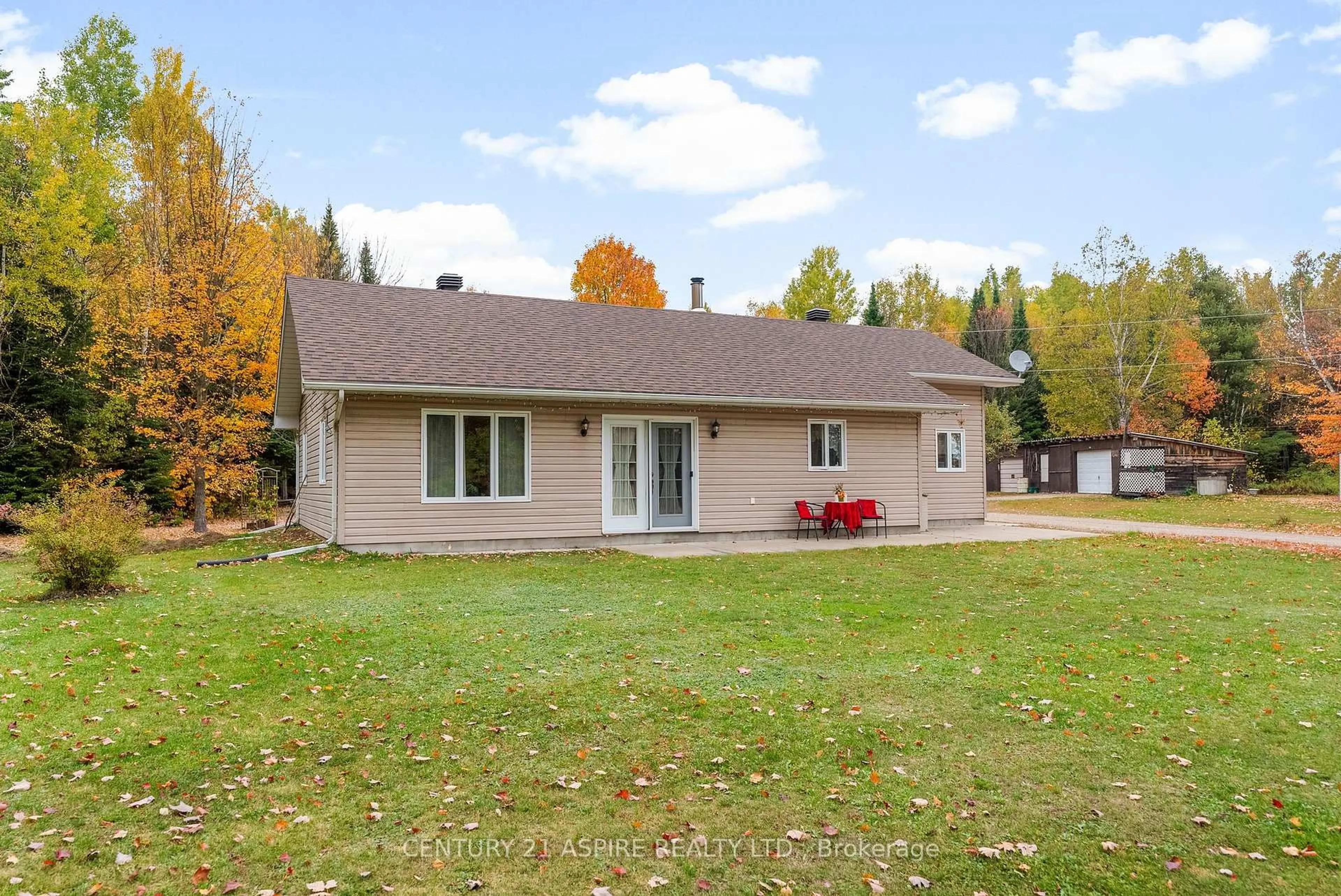 Unknown for 33 Micks Rd, Combermere Ontario K0J 1L0