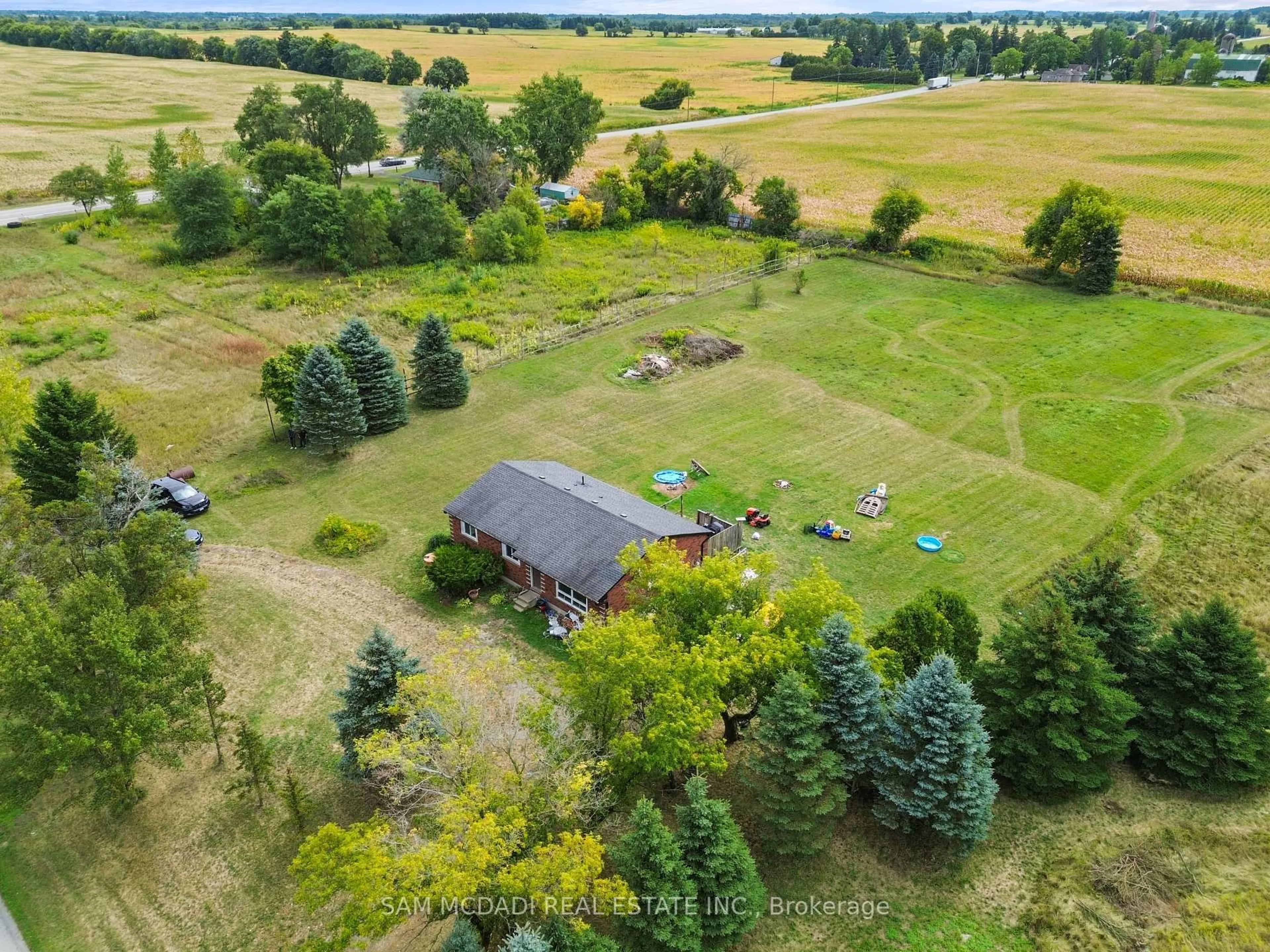 A pic from outside/outdoor area/front of a property/back of a property/a pic from drone, unknown for 5 Eighth Concession Rd, Brant Ontario N0E 1A0