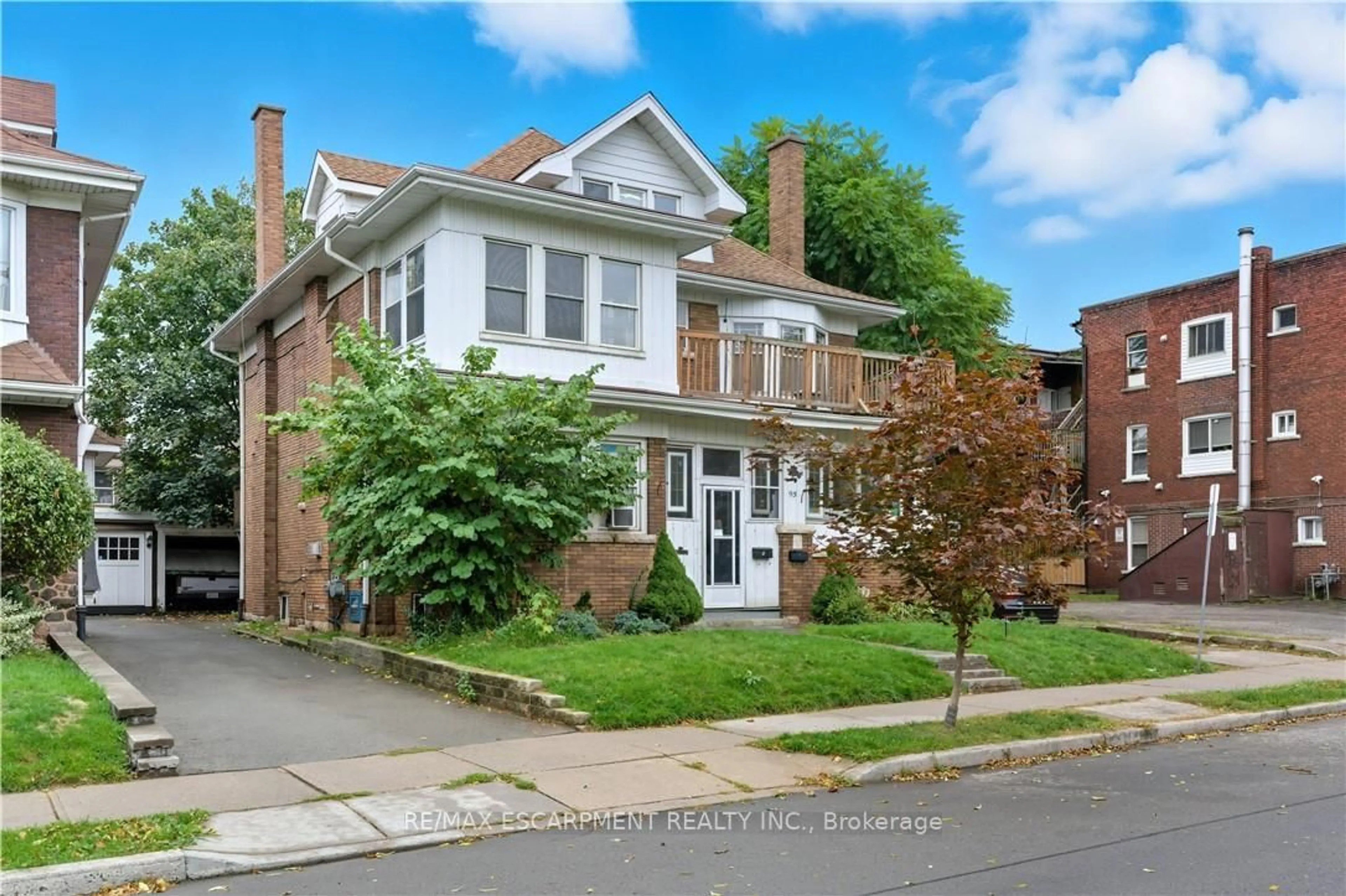 Home with brick exterior material, street for 93 Barnesdale Blvd, Hamilton Ontario L8M 2V5