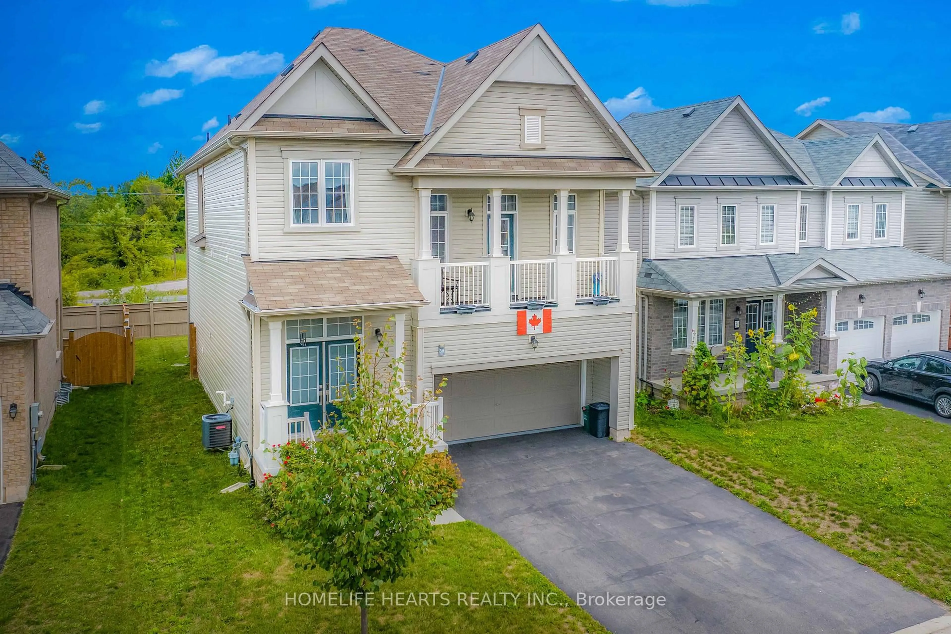 A pic from outside/outdoor area/front of a property/back of a property/a pic from drone, street for 36 Esther Cres, Thorold Ontario L3B 0G1