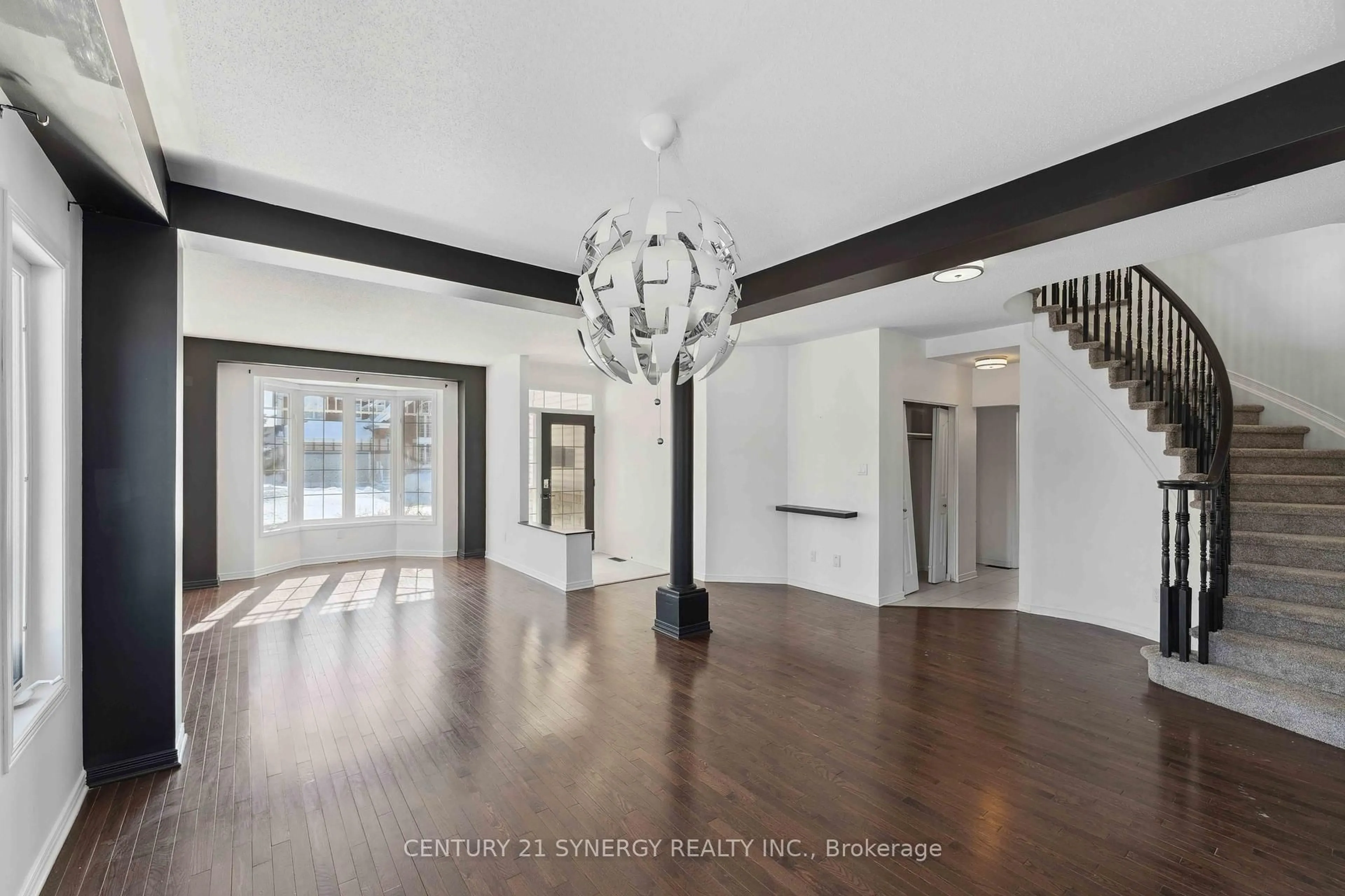 Indoor foyer for 59 Baywood Dr, Ottawa Ontario K2S 2H5