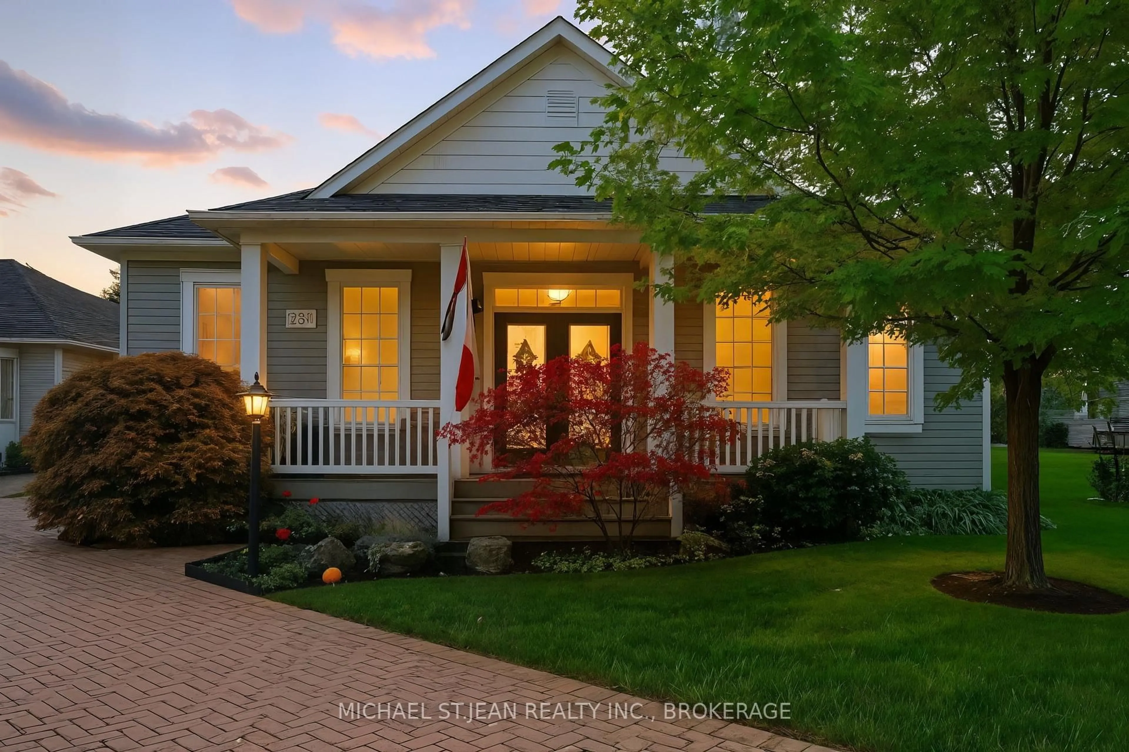 Home with vinyl exterior material, street for 297 Silverbirch Blvd #31, Hamilton Ontario L0R 1W0
