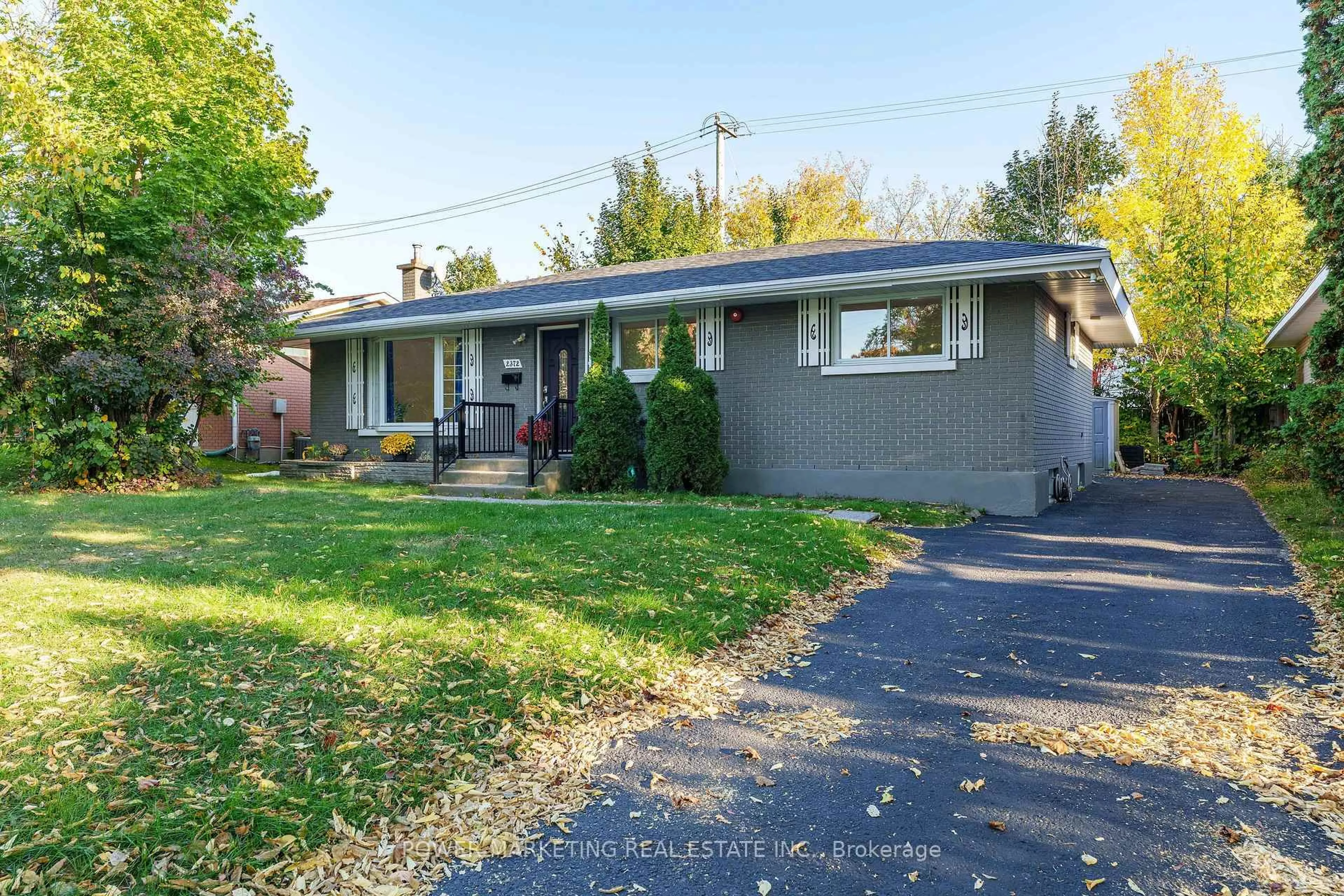 Unknown for 2372 Riley Ave, Ottawa Ontario K2C 1J9