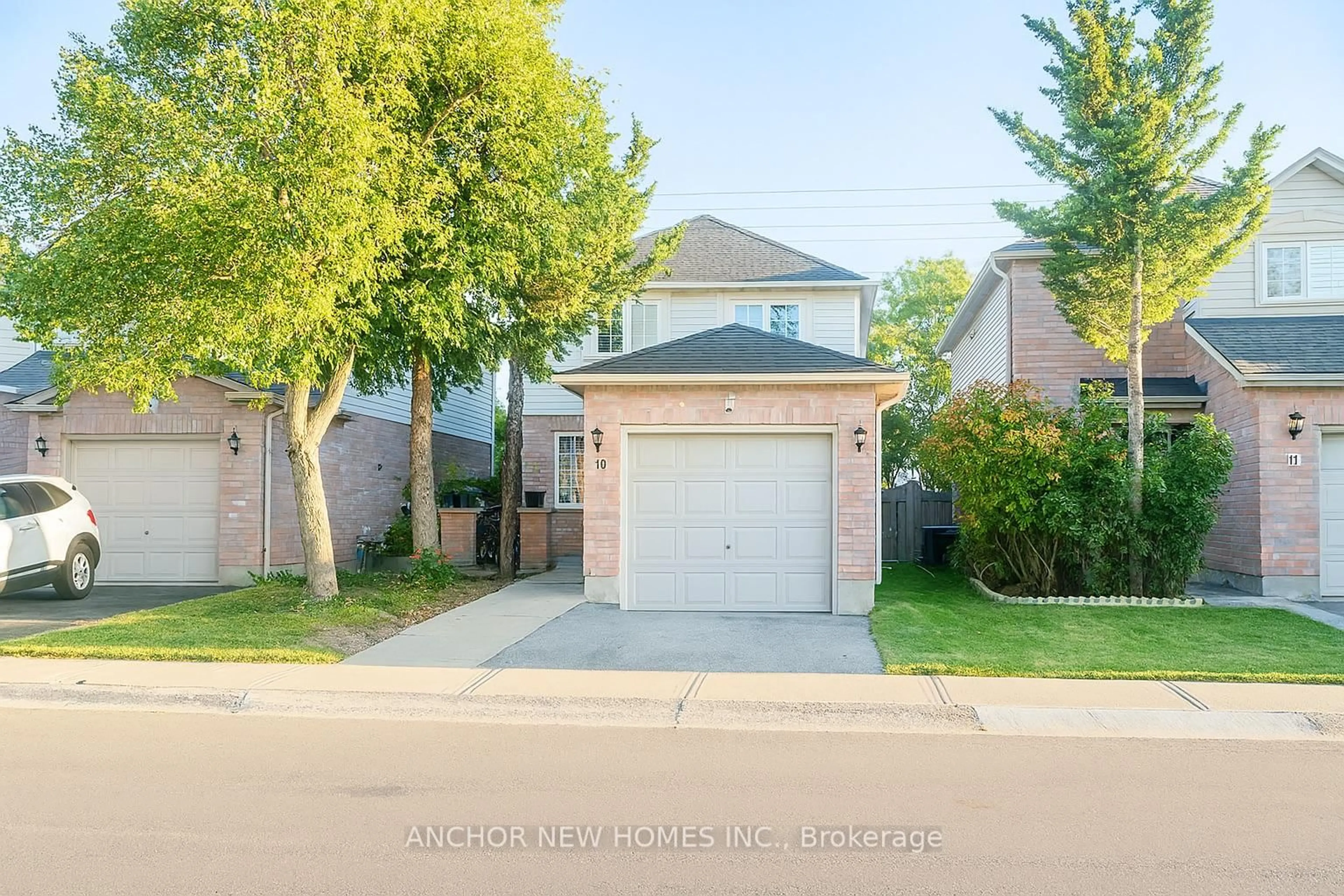 Home with brick exterior material, street for 10 CHALKSTONE Dr #10, London South Ontario N6E 3Z9