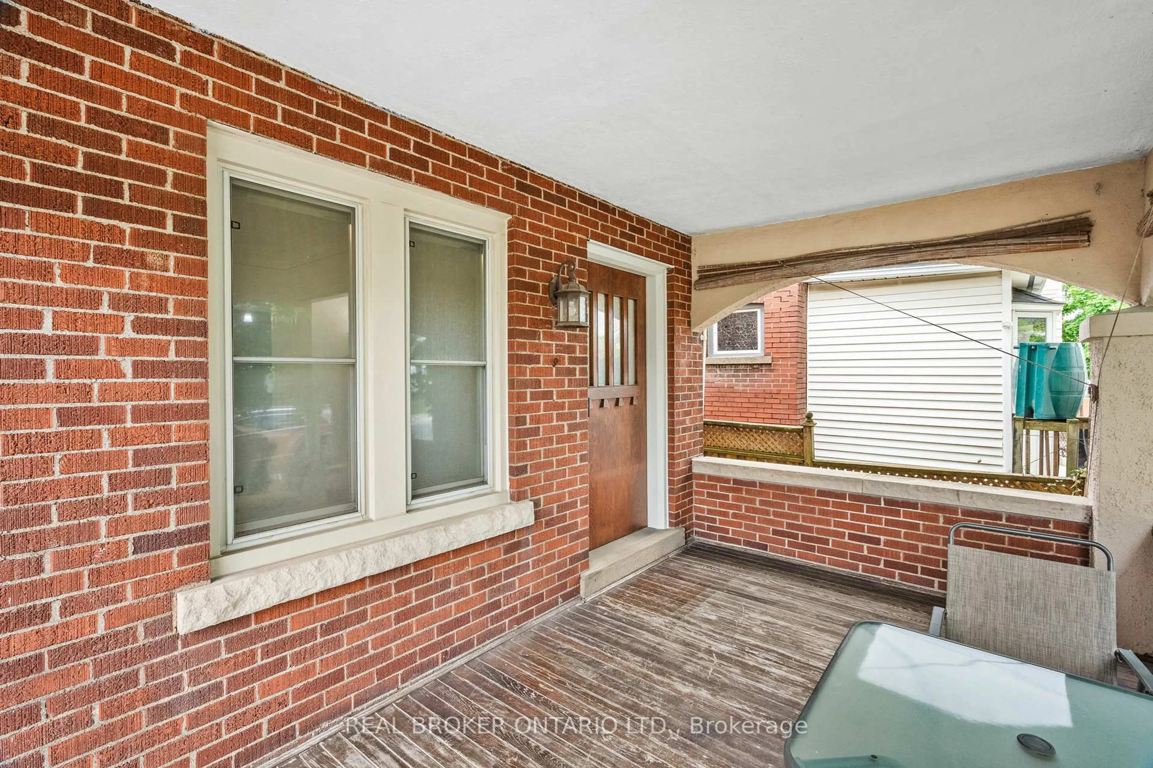 Unknown for 122 Dorothy St, Welland Ontario L3B 3V9