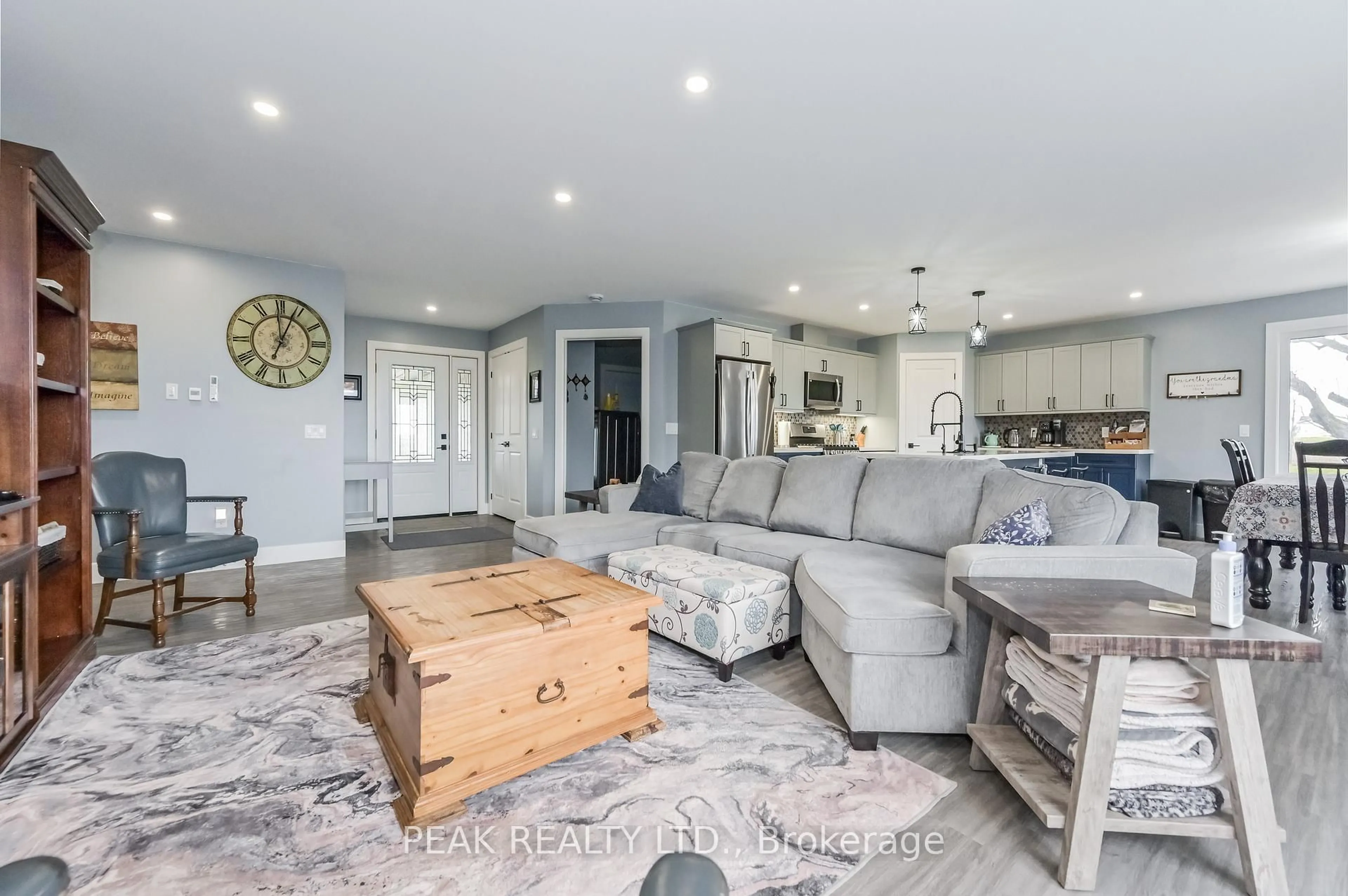 Open concept kitchen, unknown for 1020 Victoria St, West Grey Ontario N0G 1C0