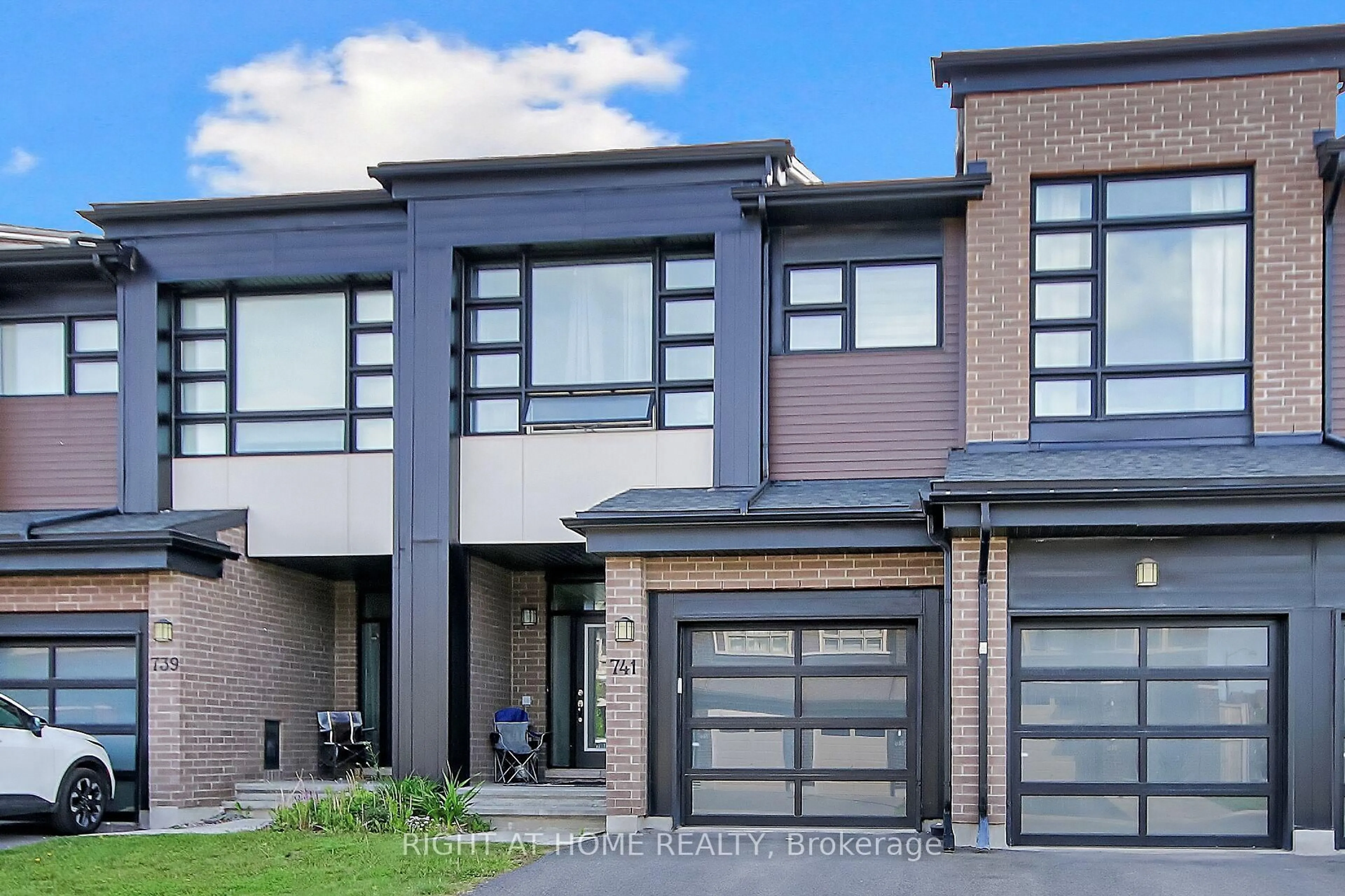 Home with brick exterior material, street for 741 Twist Way, Ottawa Ontario K2V 0M9