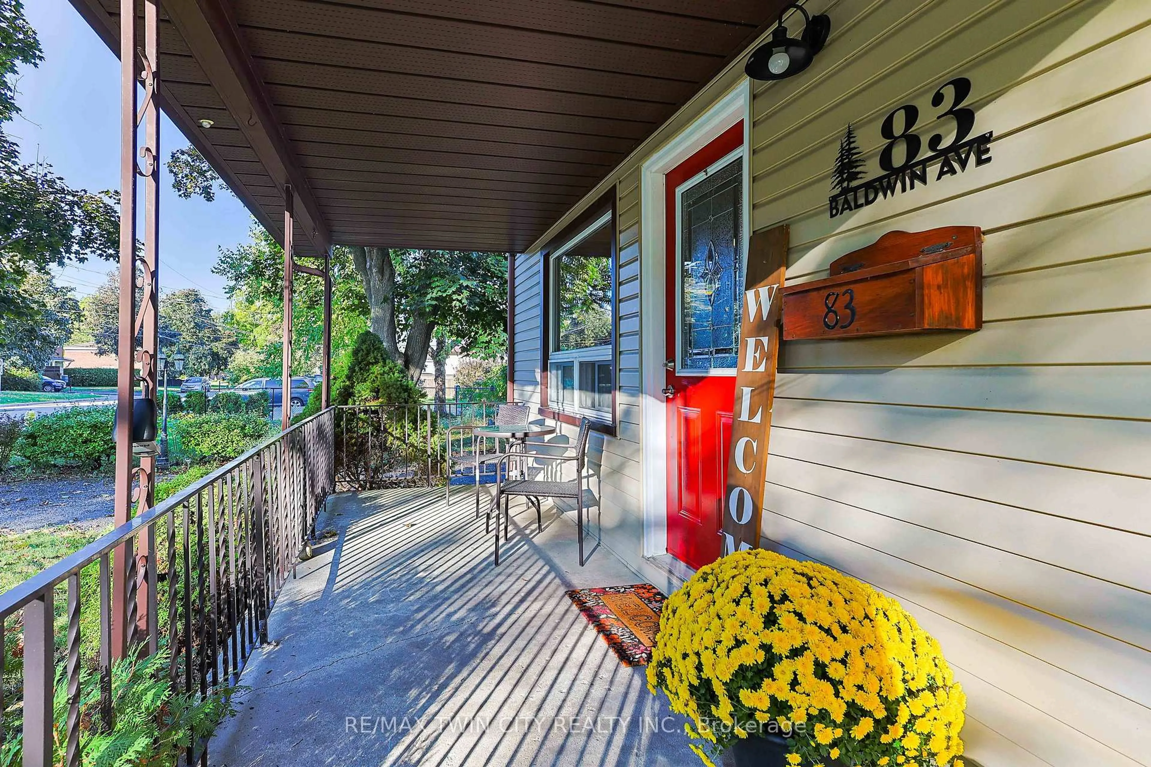 Patio, street for 83 Baldwin Ave, Brantford Ontario N3S 1H9