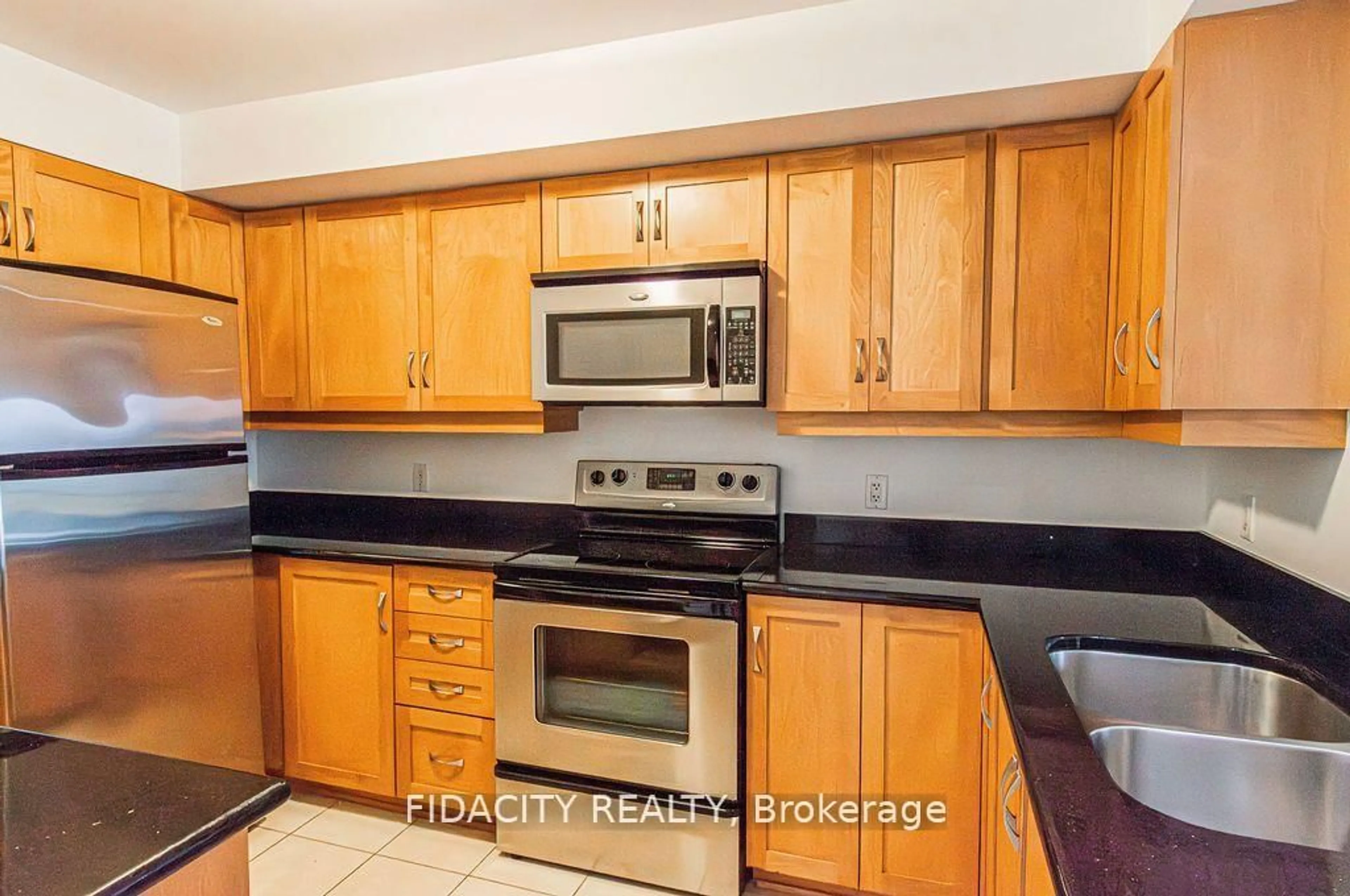Standard kitchen, unknown for 314 Central Park Dr #511, Ottawa Ontario K2C 0R2