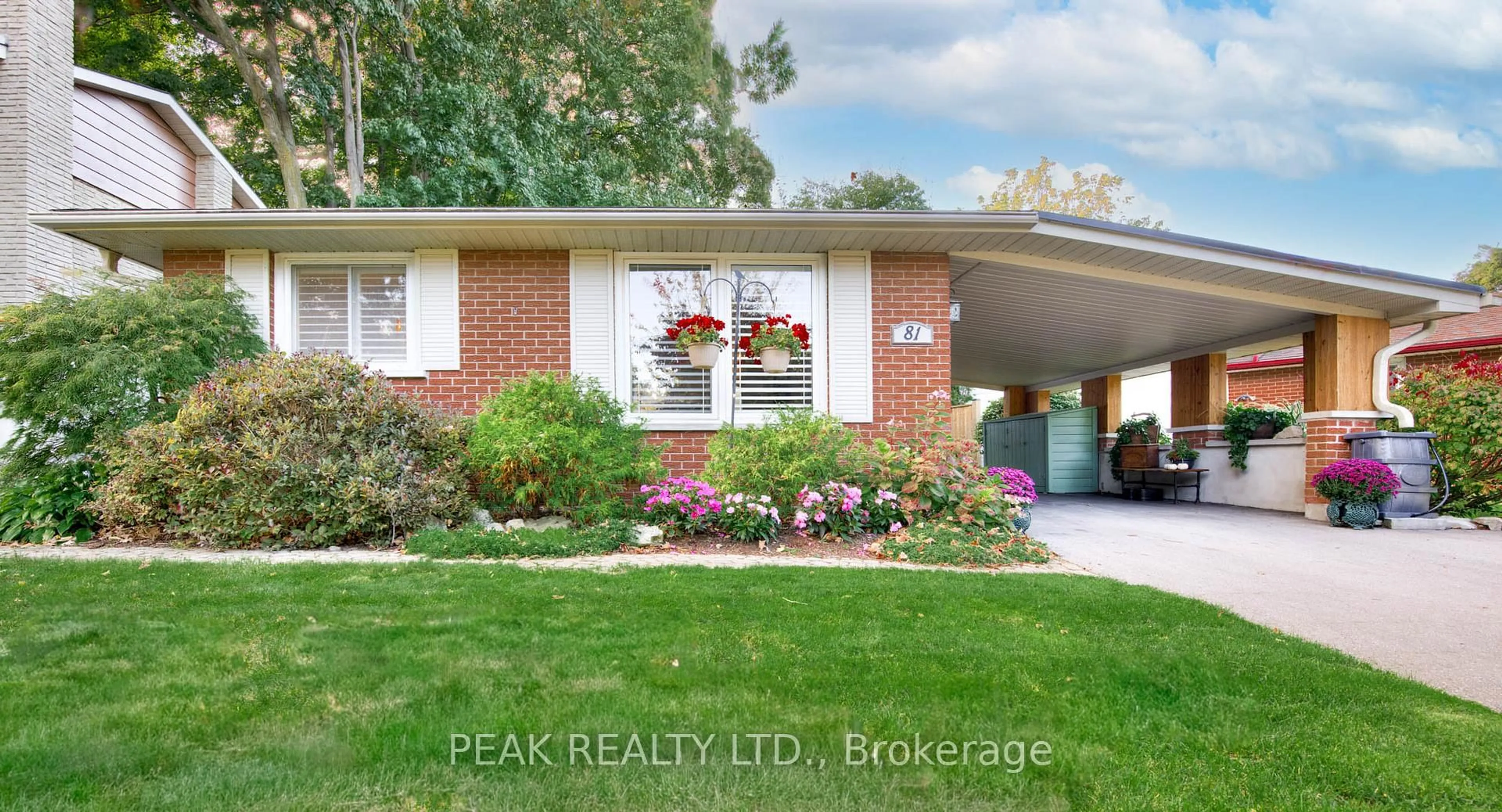 Home with brick exterior material, water/lake/river/ocean view for 81 Cherry Hill Dr, Kitchener Ontario N2E 1N5