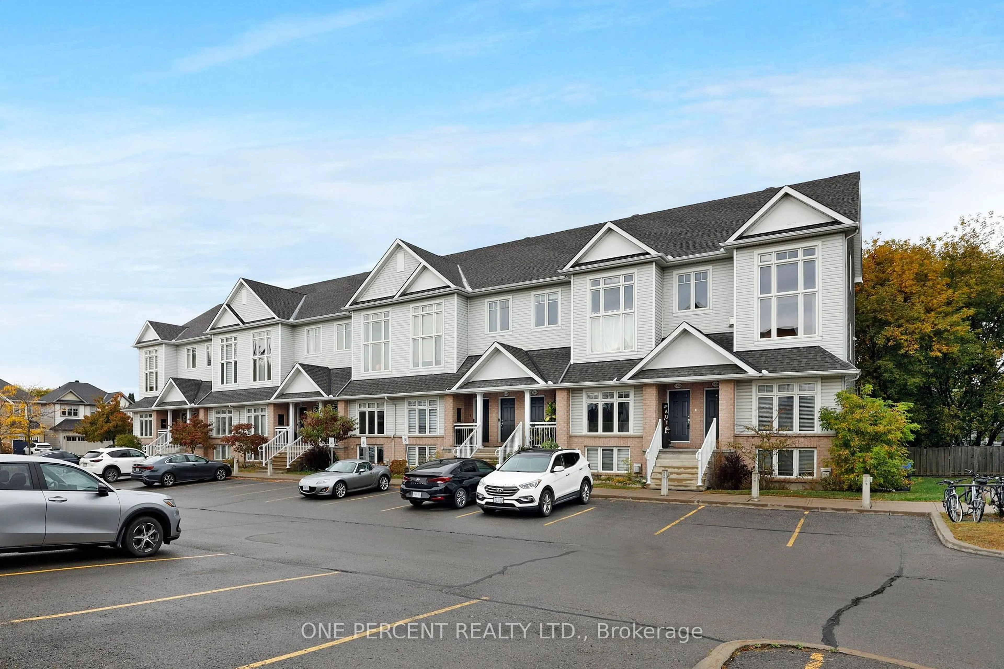 A pic from outside/outdoor area/front of a property/back of a property/a pic from drone, street for 382 Galston Private #24, Ottawa Ontario K1W 0G3