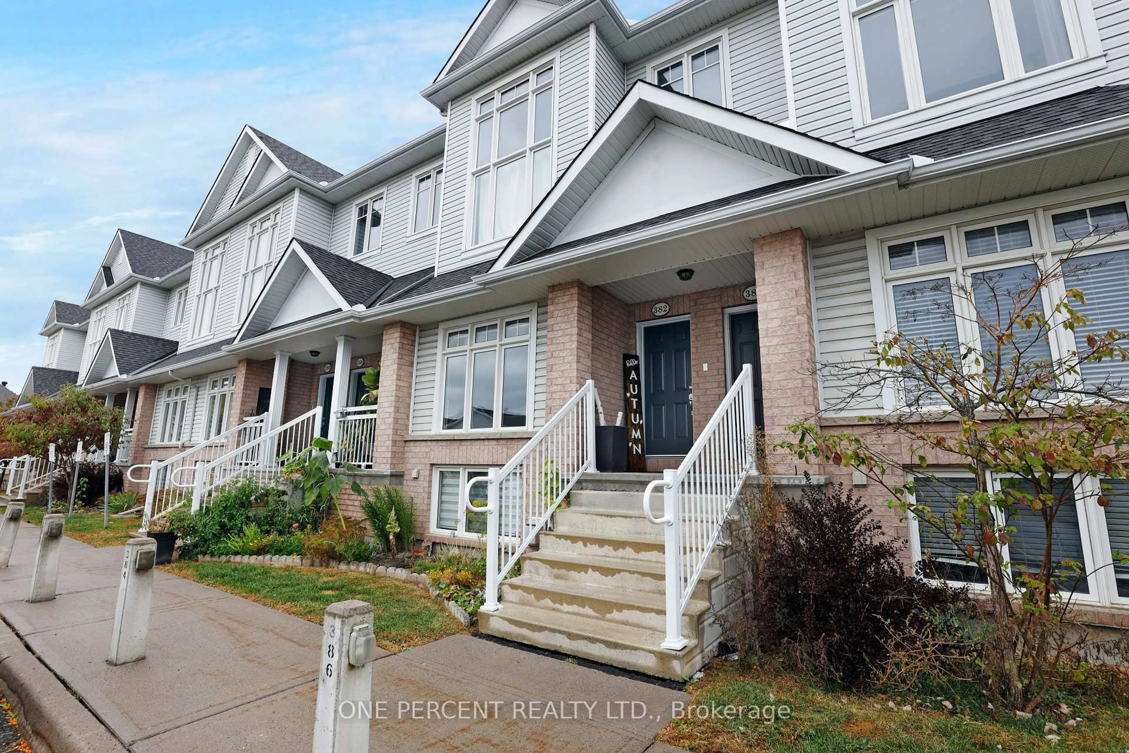Unknown for 382 Galston Private #24, Ottawa Ontario K1W 0G3