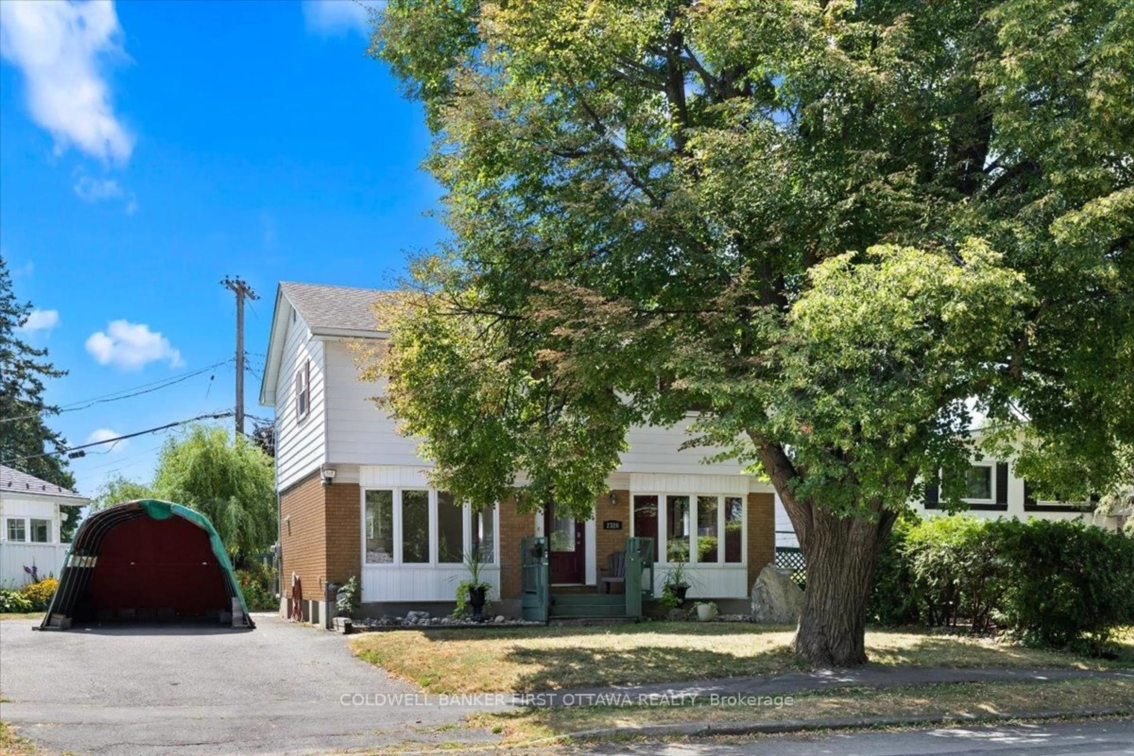 Unknown for 2326 Harding Rd, Ottawa Ontario K1G 3B9