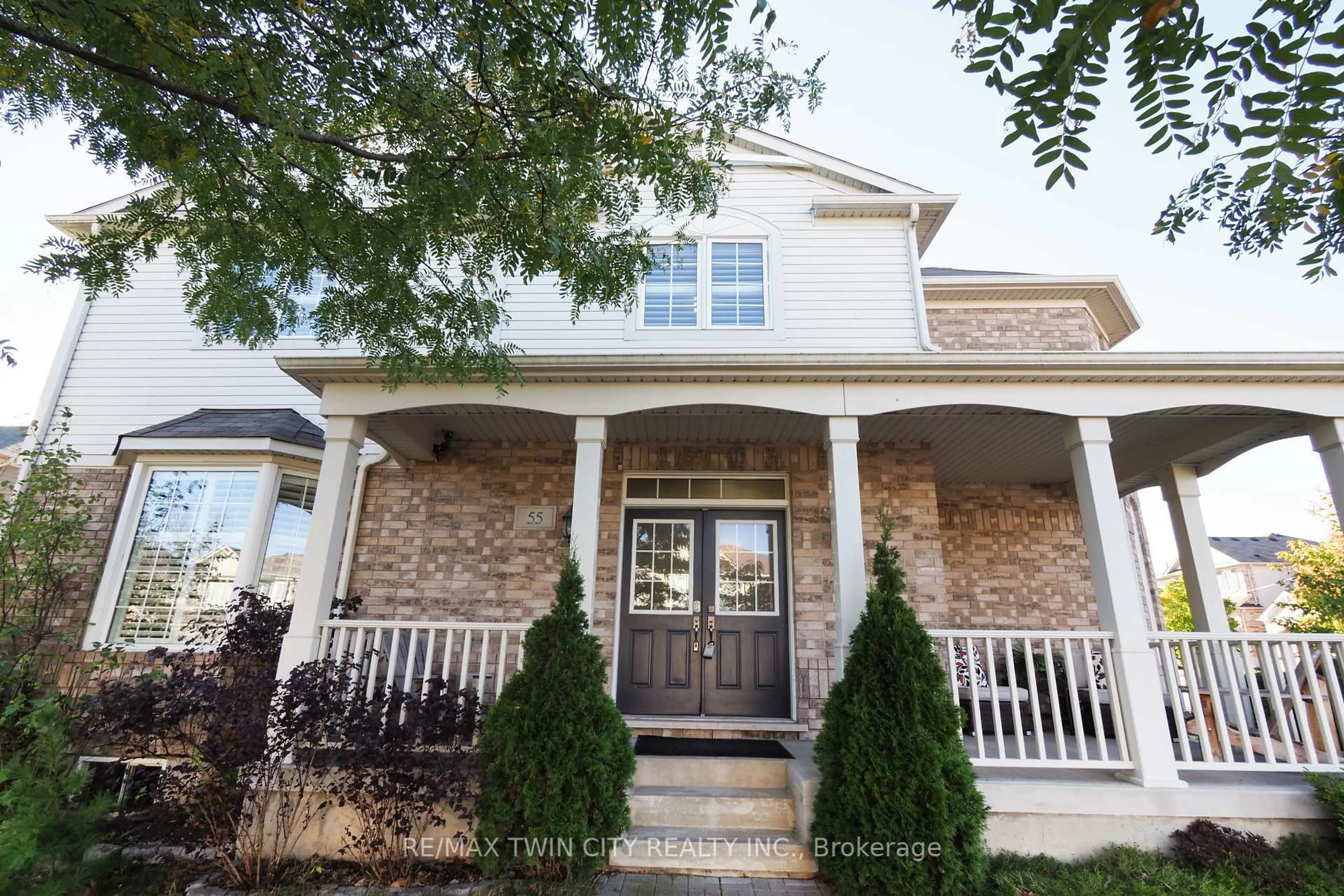 Home with vinyl exterior material, street for 55 Dalton Dr, Cambridge Ontario N3C 0E8