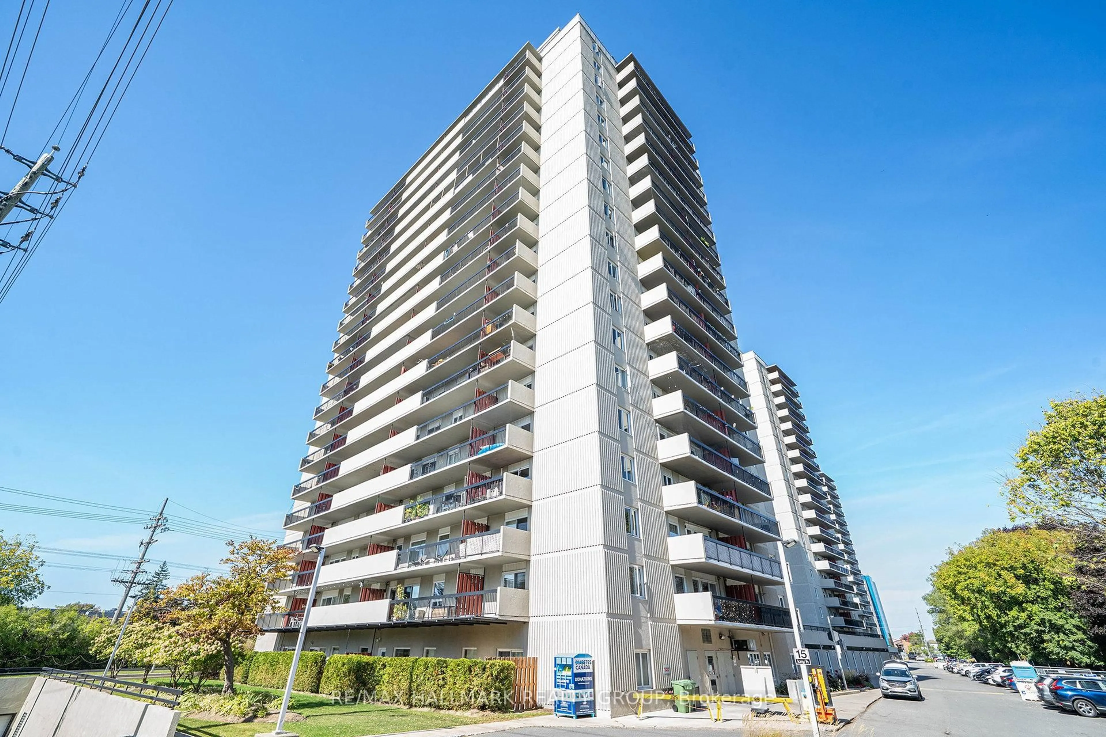 Unknown for 158C McArthur Ave #PH1, Ottawa Ontario K1L 8E7