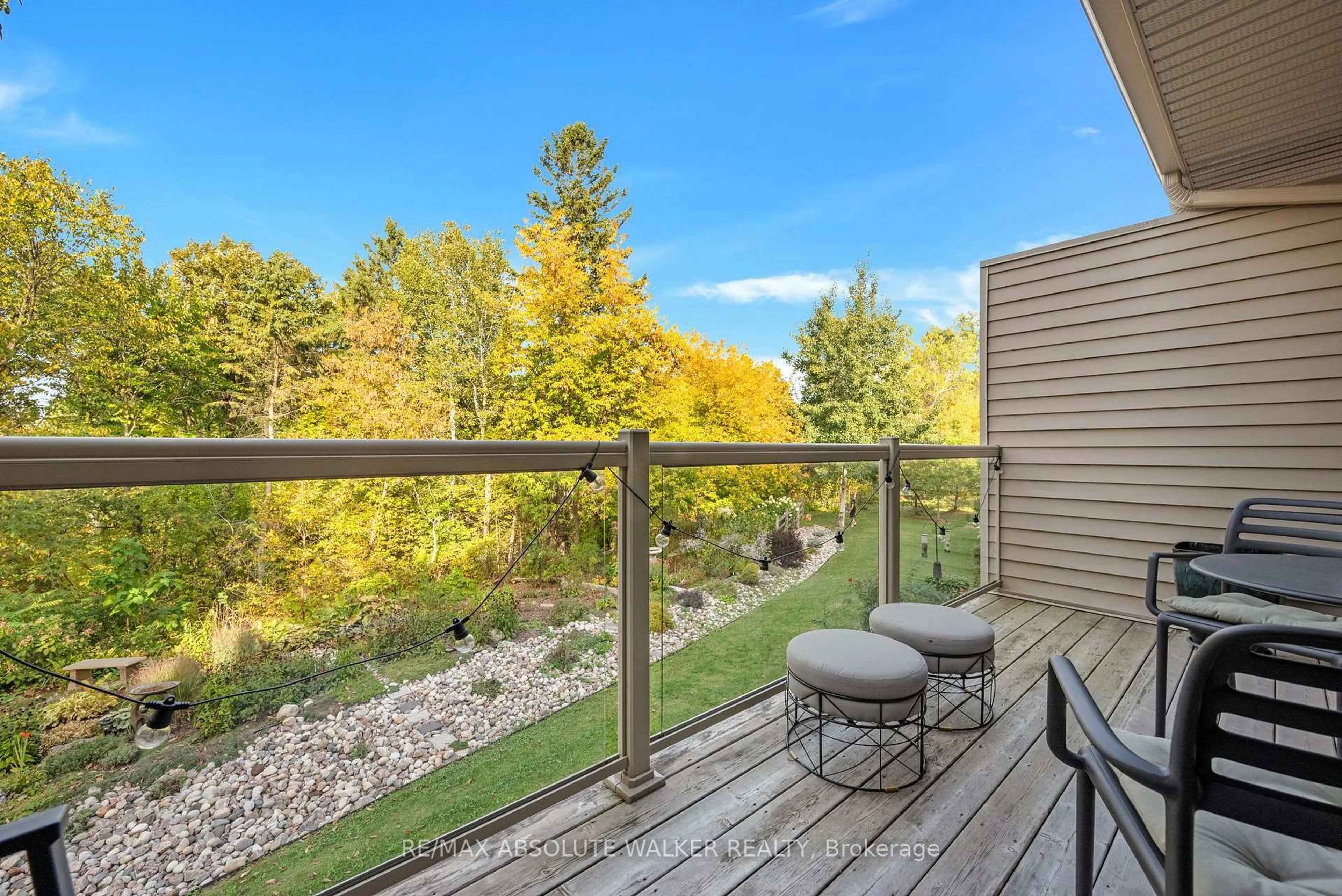 Patio, water/lake/river/ocean view for 49 Aveia Private, Ottawa Ontario K4A 0X1