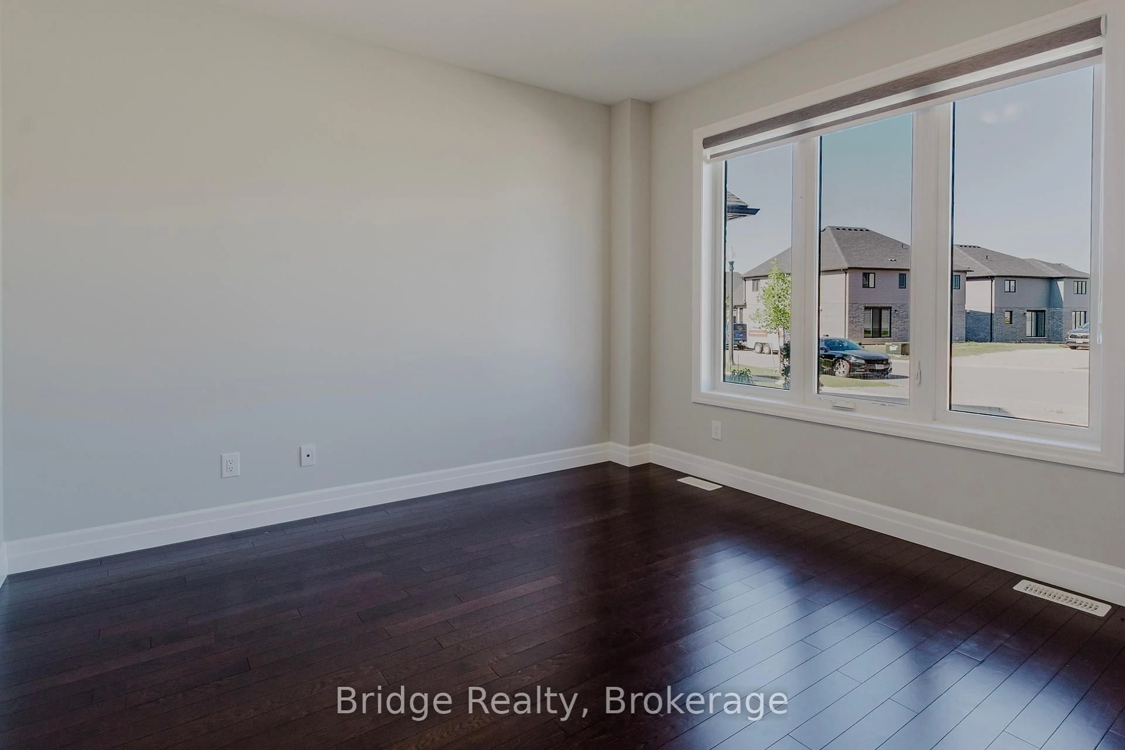 A pic of a room for 133 Birdie Crt, Woodstock Ontario N4T 0N3