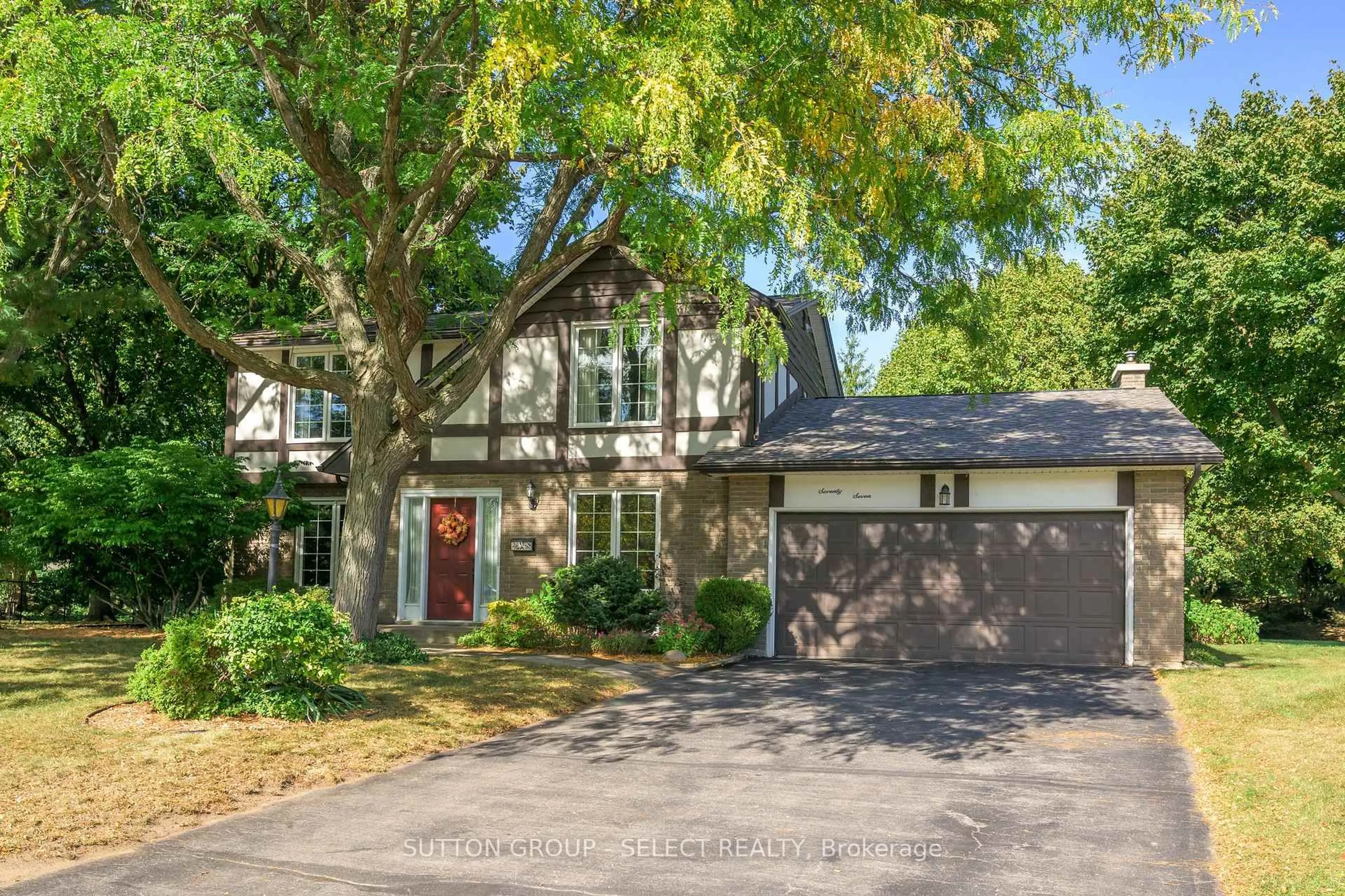 Home with brick exterior material, street for 77 Hampton Crt, London North Ontario N6H 2P3