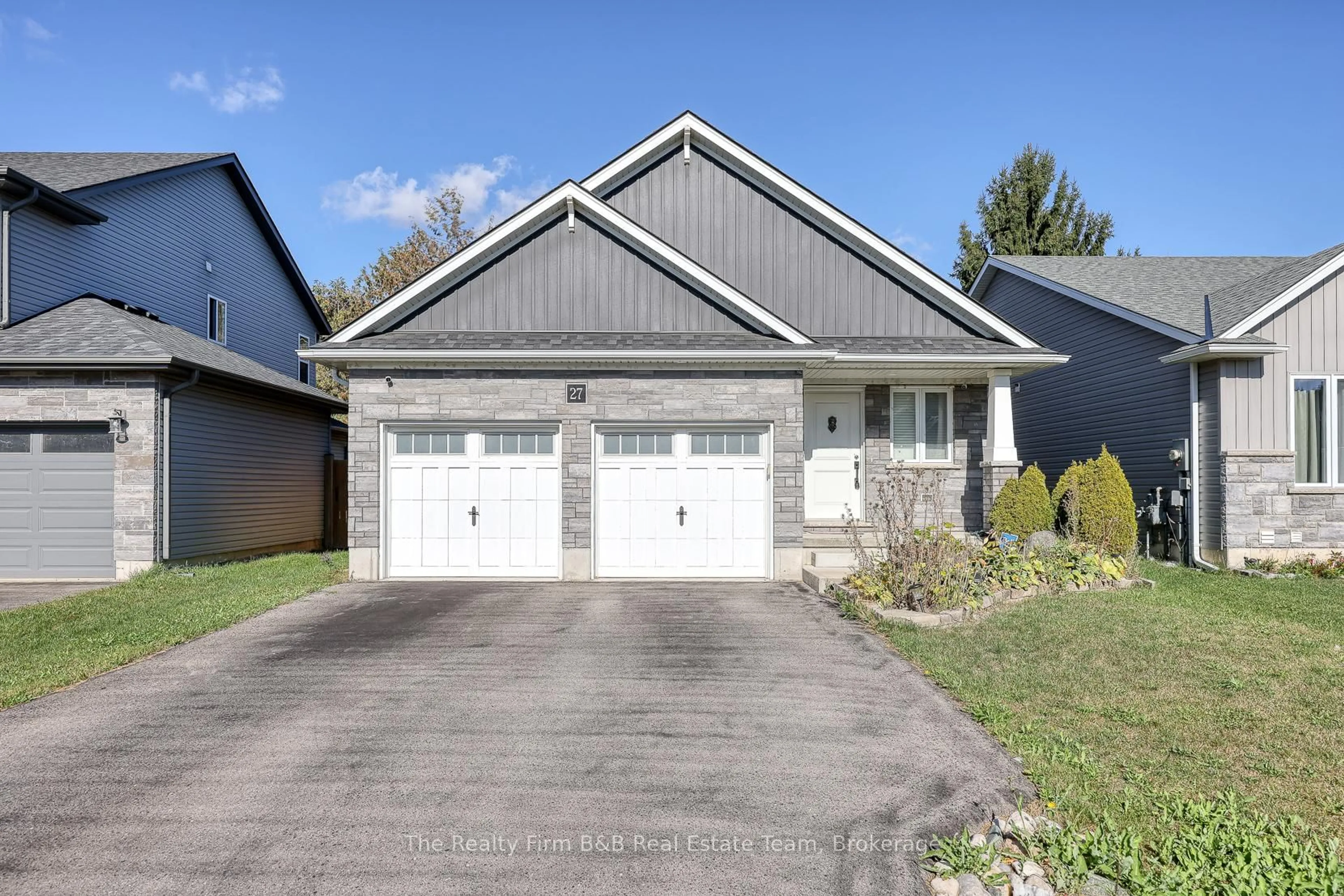 Unknown for 27 Reeves Rd, Ingersoll Ontario N5C 0E1