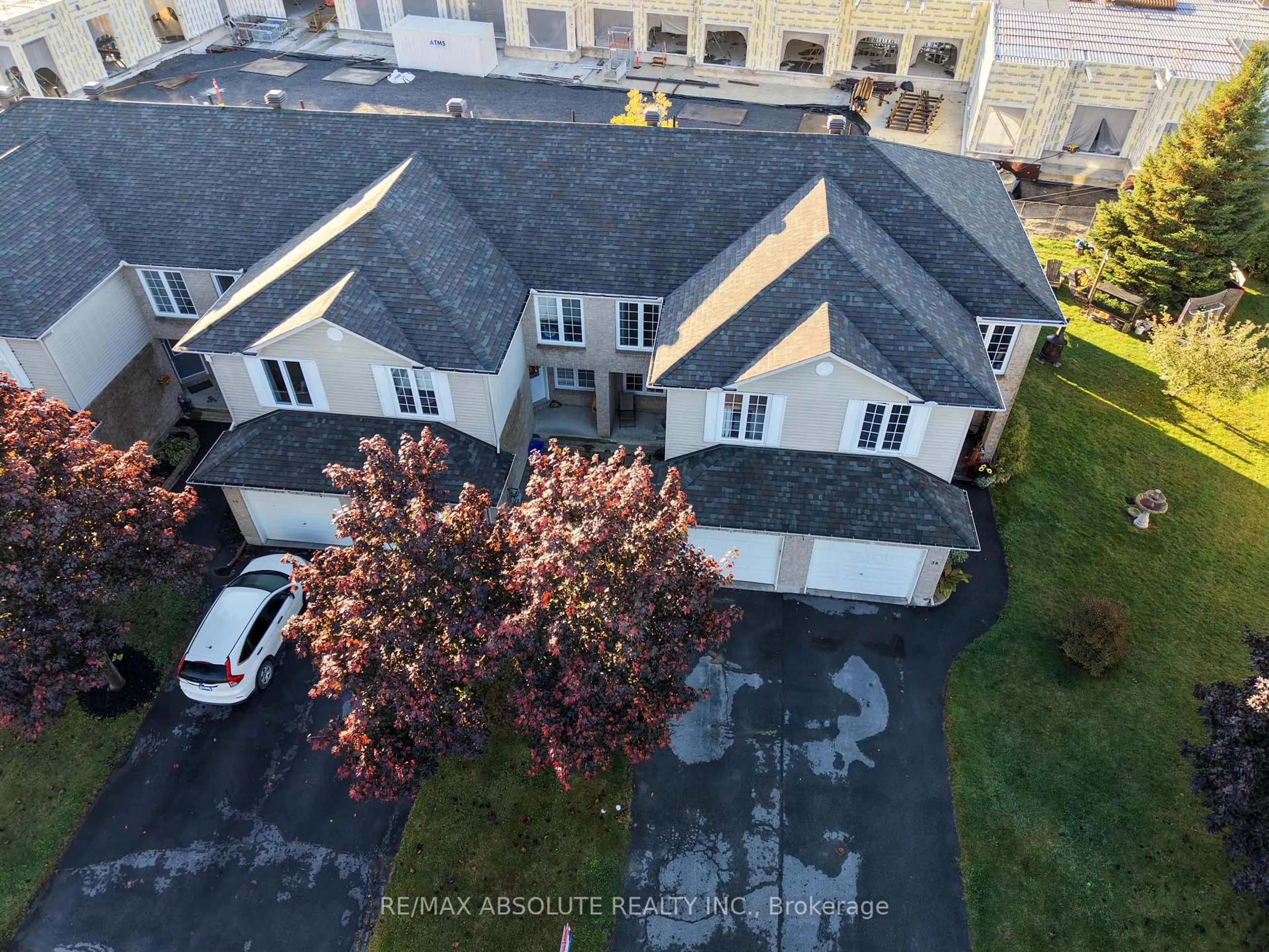 A pic from outside/outdoor area/front of a property/back of a property/a pic from drone, city buildings view from balcony for 40 Roger Cres, Casselman Ontario K0A 1M0
