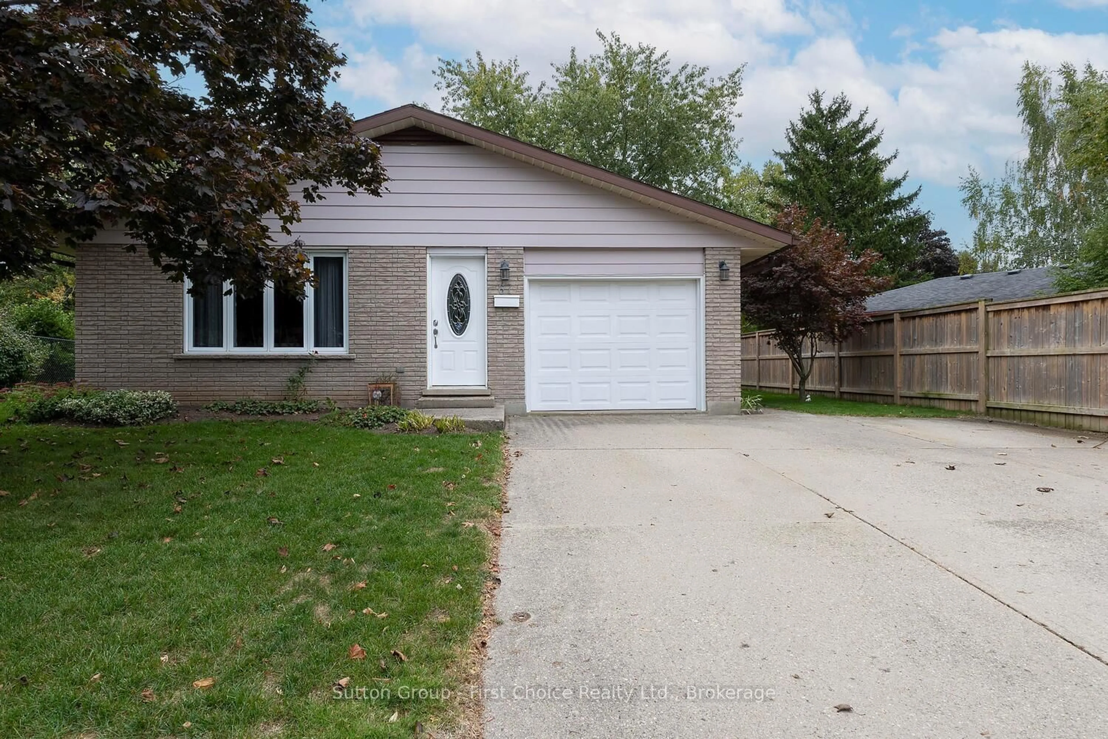 Home with vinyl exterior material, street for 67 Dixon Rd, Stratford Ontario N5A 6X9