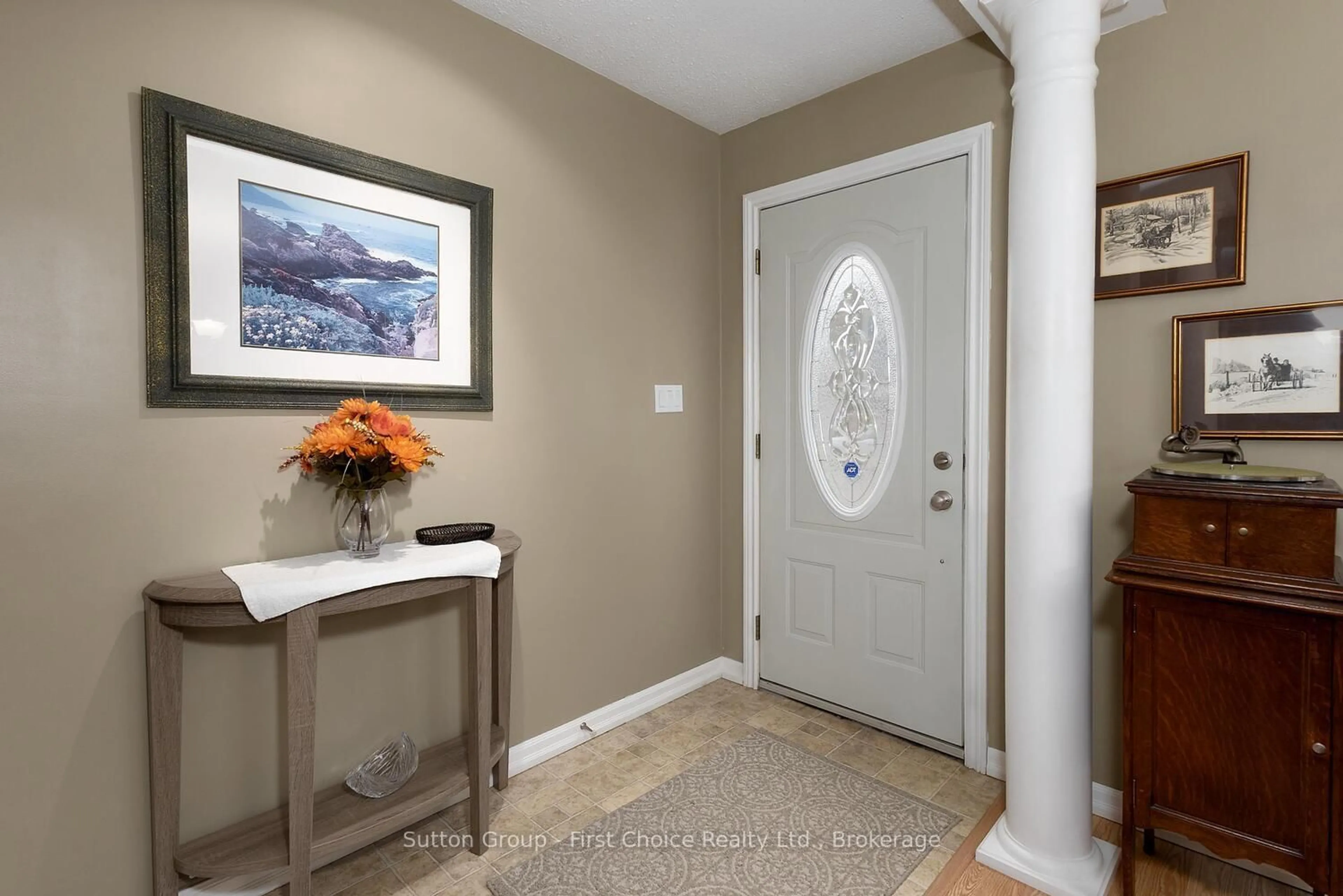 Indoor entryway for 67 Dixon Rd, Stratford Ontario N5A 6X9
