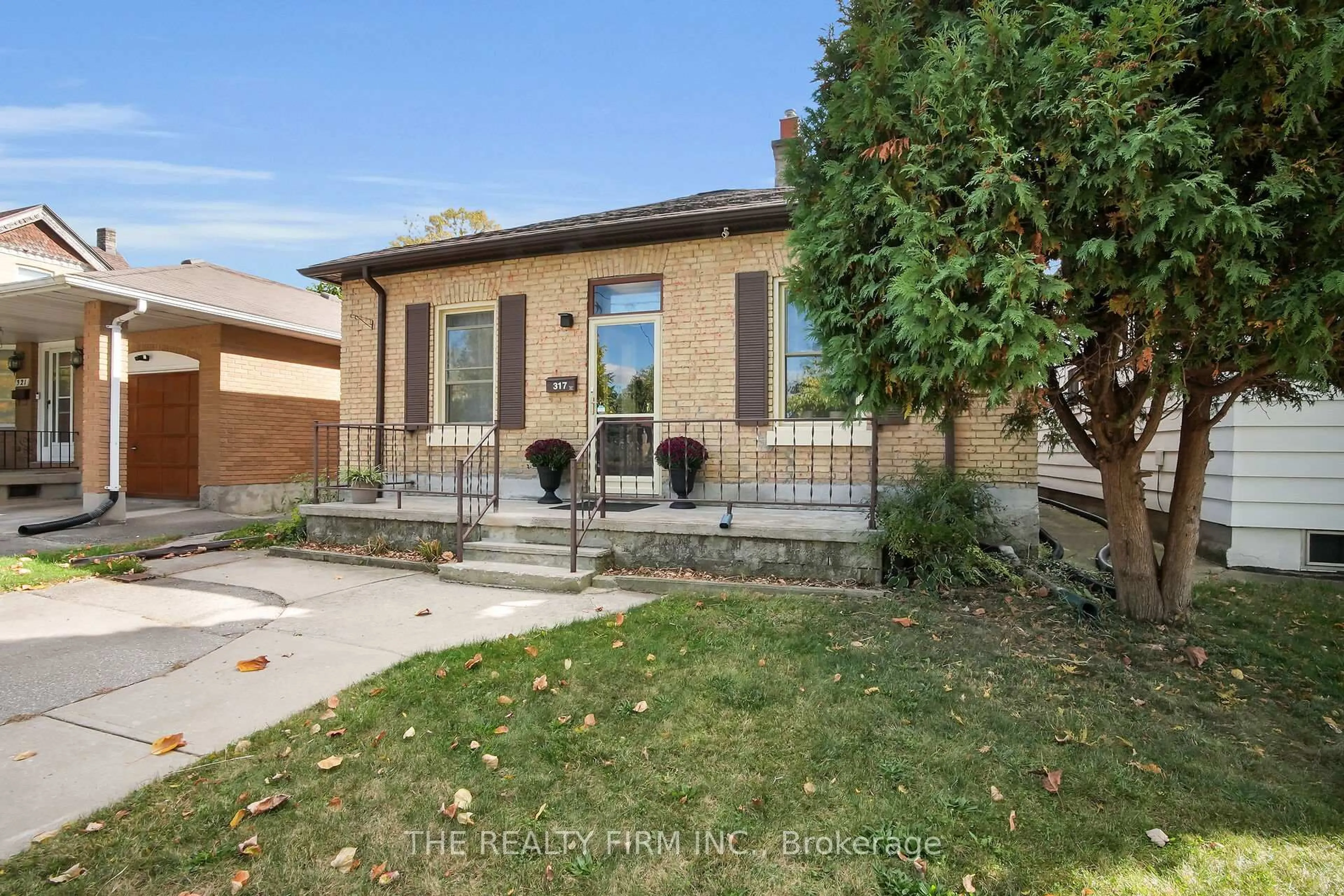 Home with brick exterior material, street for 317 Simcoe St, London East Ontario N6B 1J4