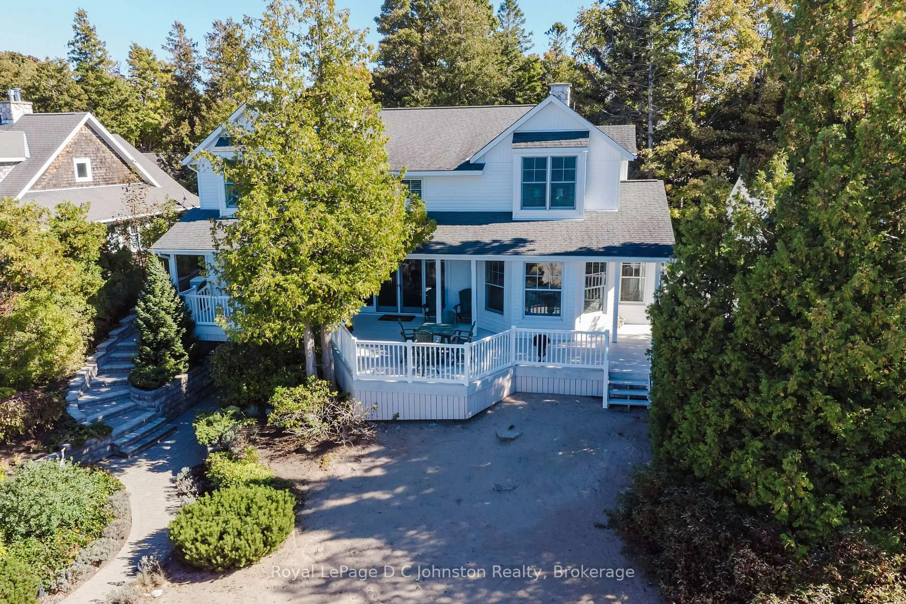 A pic from outside/outdoor area/front of a property/back of a property/a pic from drone, street for 139 Knowles Lane, Saugeen Shores Ontario N0H 2L0