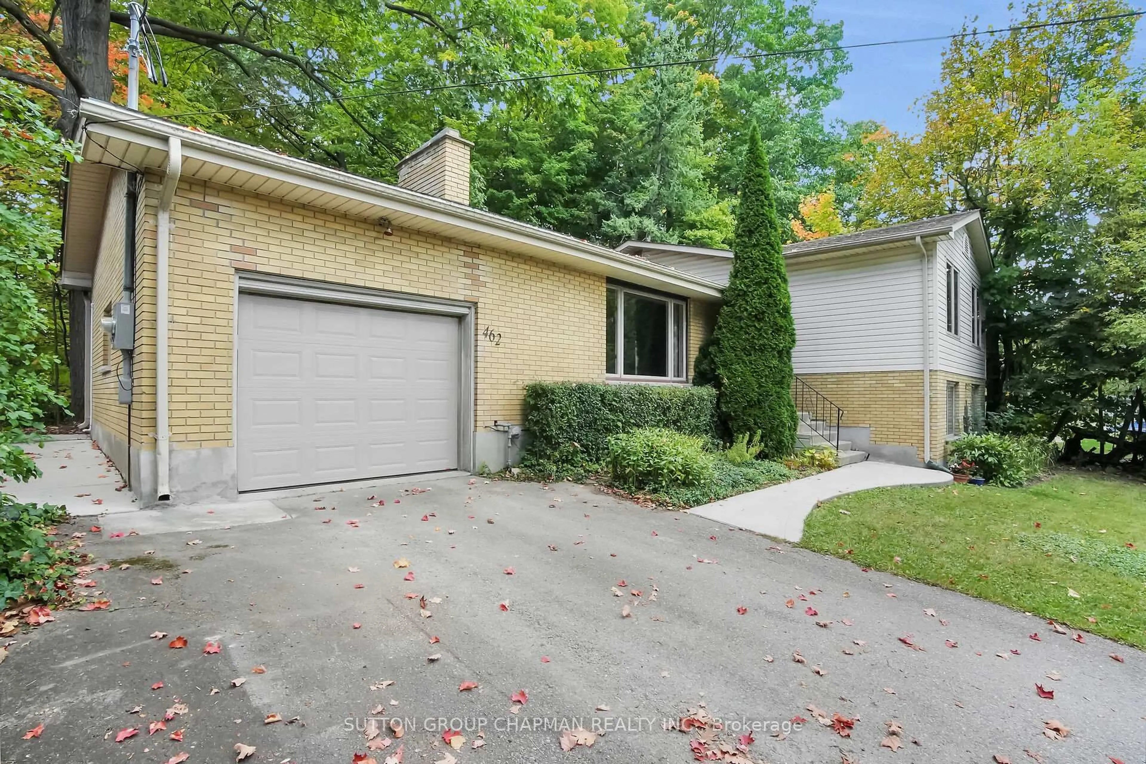 Unknown for 462 Oak Park Dr, London North Ontario N6H 3N4