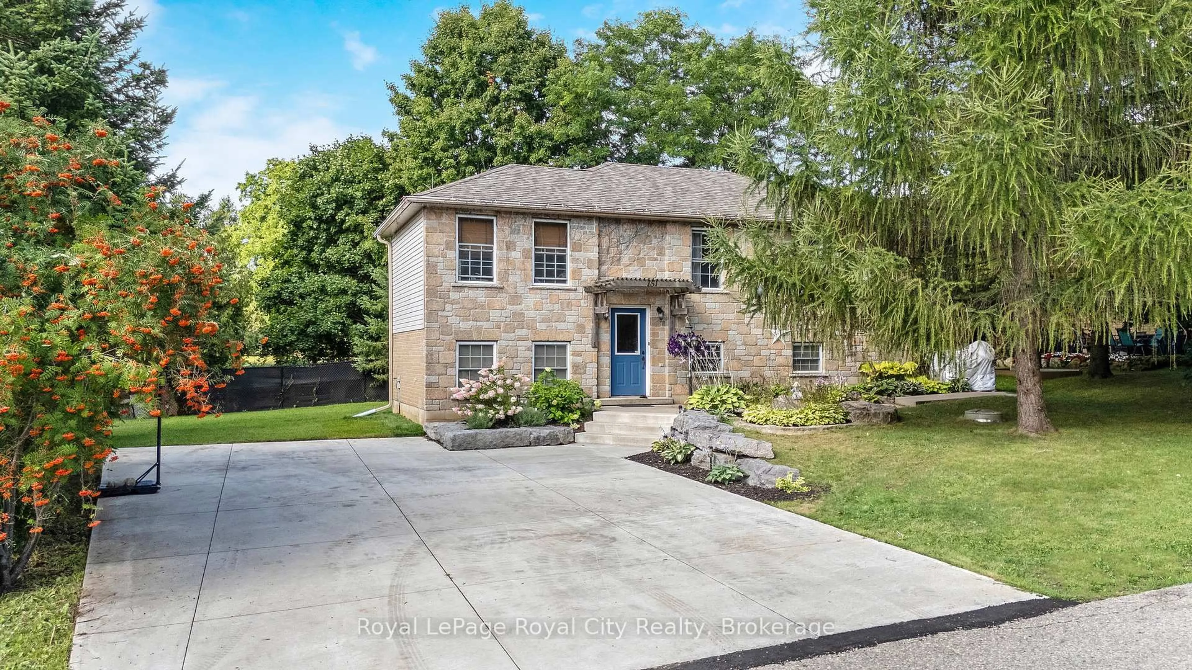 Home with brick exterior material, street for 151 Queen St, Guelph/Eramosa Ontario N0B 2K0