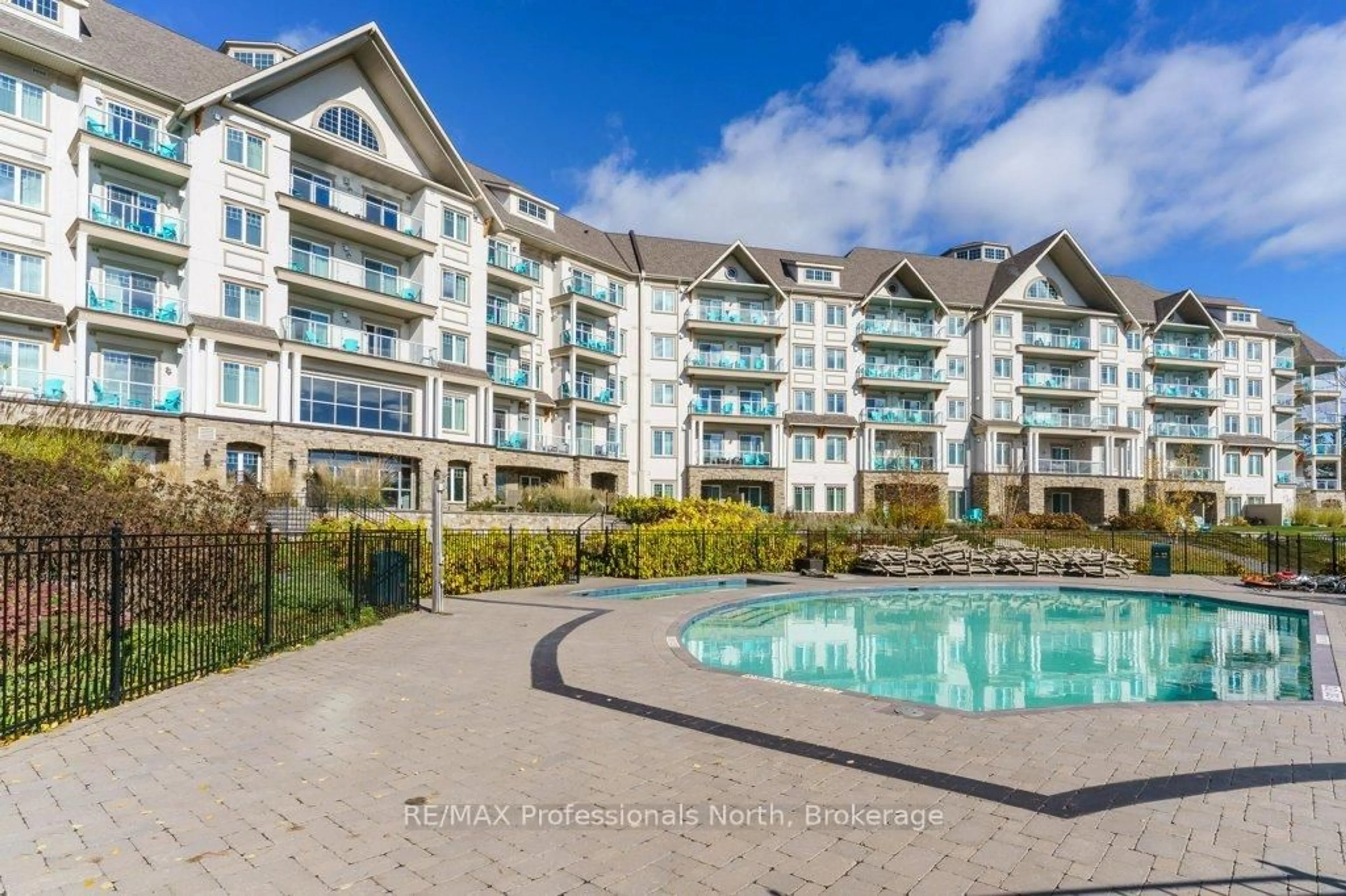 Pool for 25 Pen Lake Point Rd #100, Huntsville Ontario P1H 1A9
