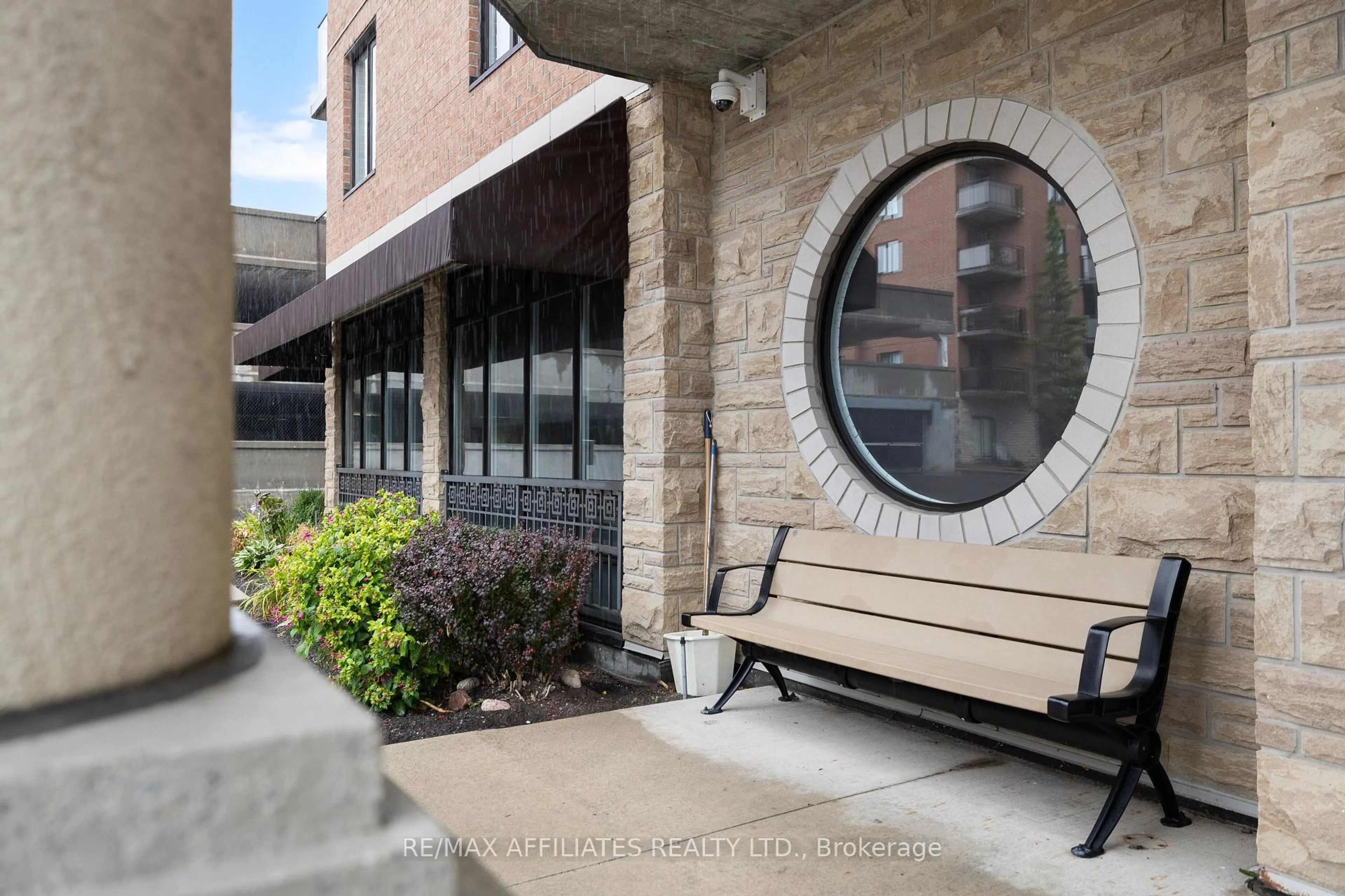 Unknown for 314 Central Park Dr #1004, Ottawa Ontario K2C 0R2