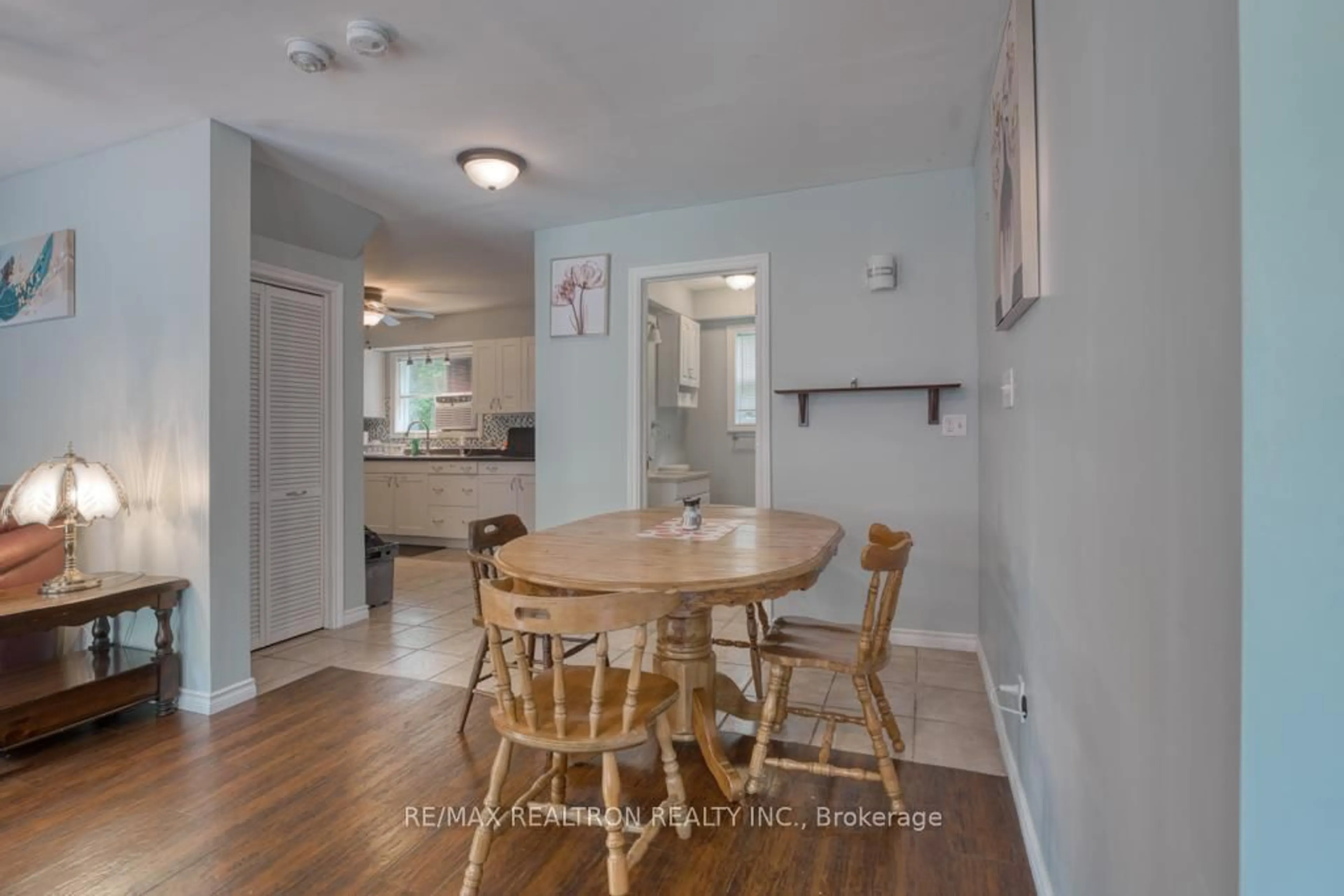 Dining room, wood/laminate floor for 1073 Freeman Lane, Godfrey Ontario K0H 1T0