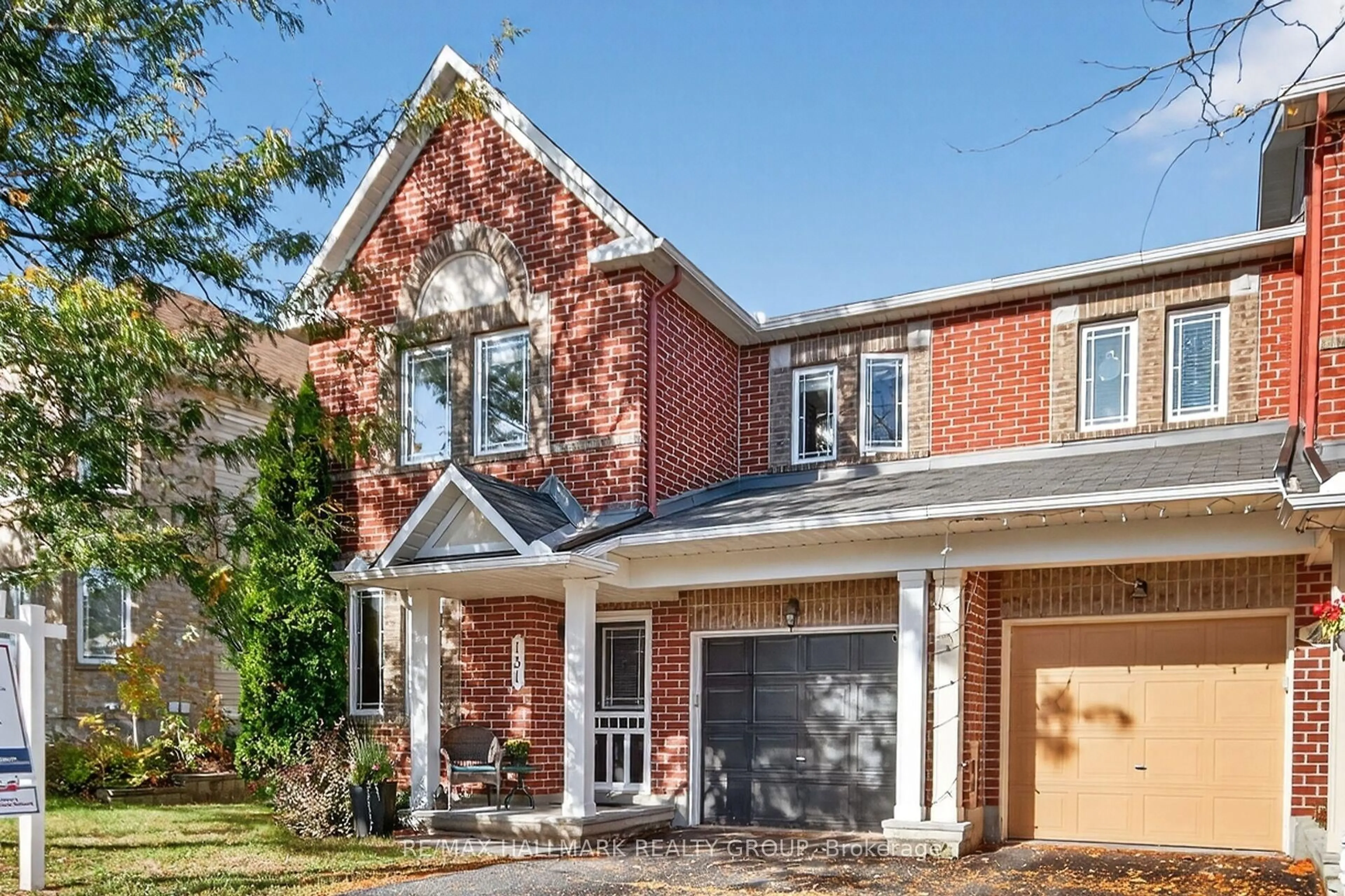 Home with brick exterior material, street for 131 Harbour View St, Ottawa Ontario K2G 6Z8