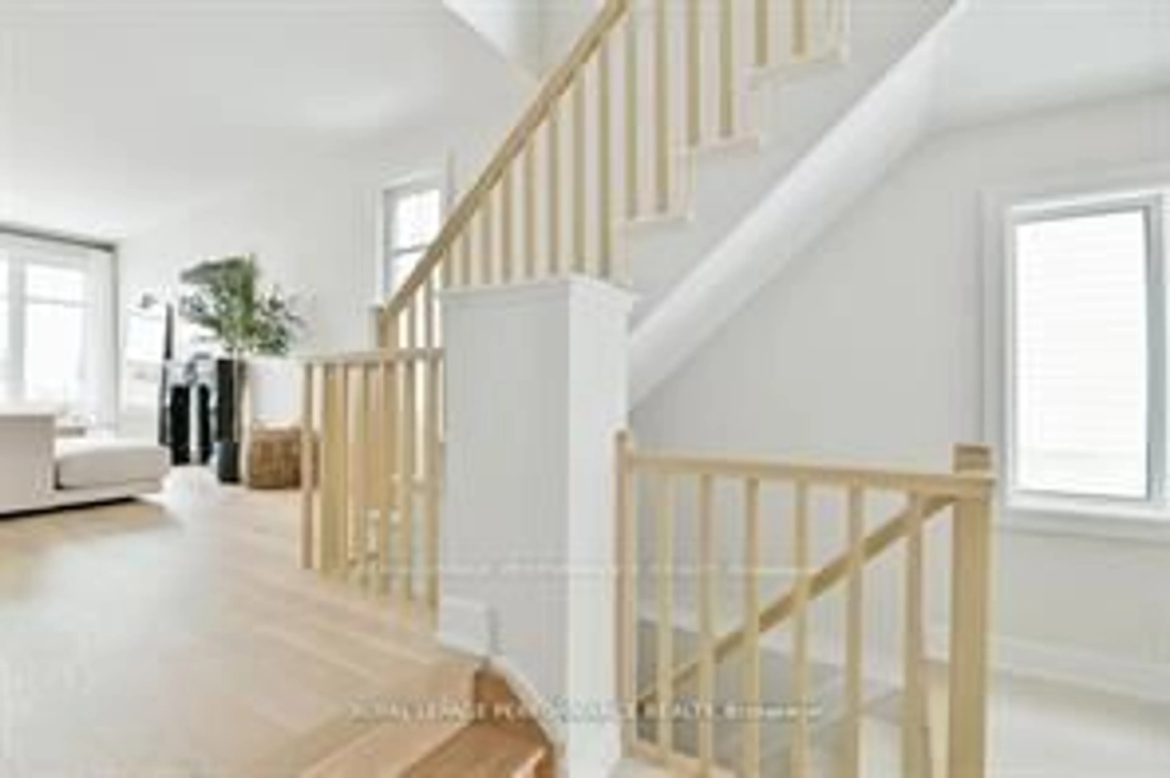 Stairs for 713 Cap Diamant Way, Ottawa Ontario K4A 1J6