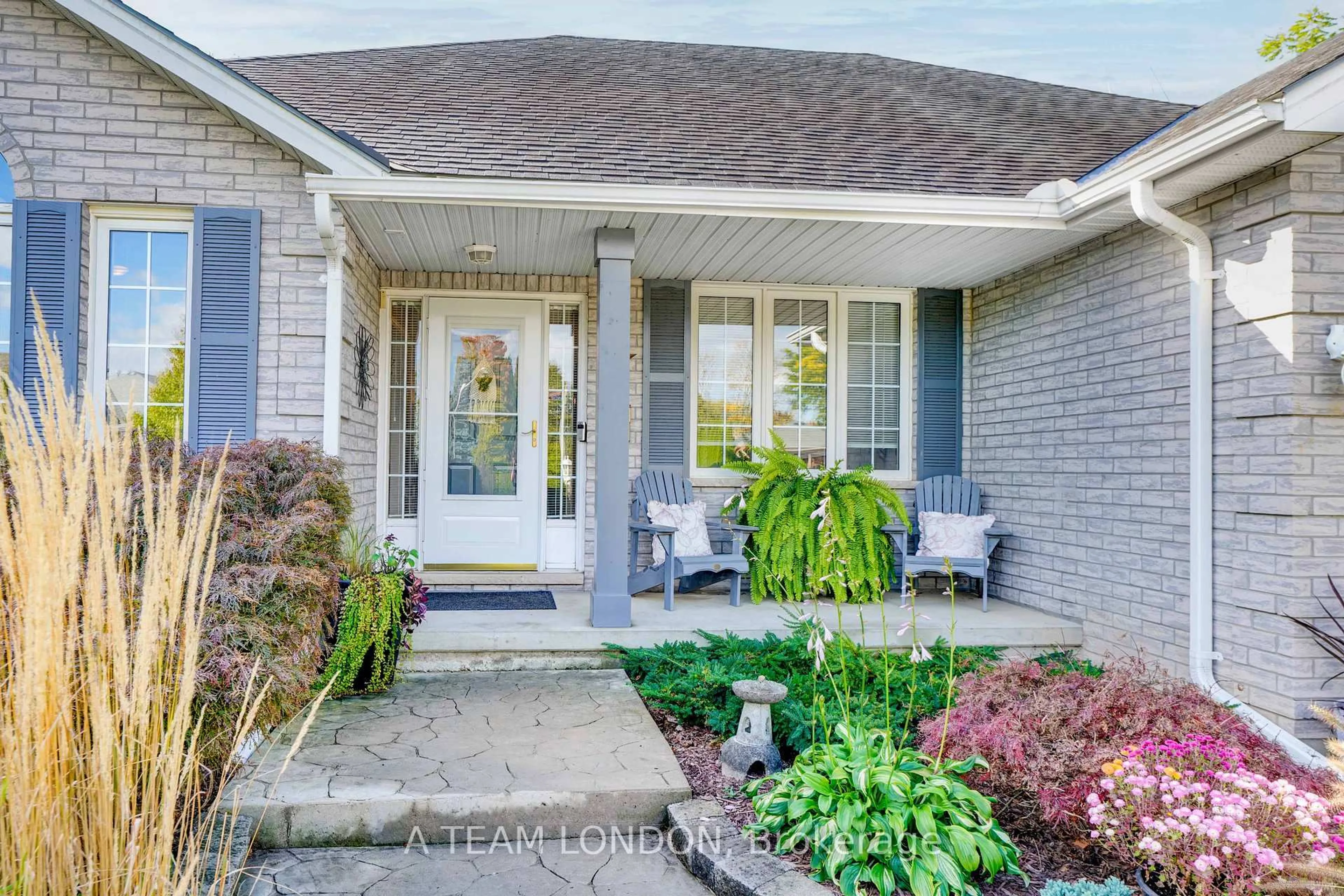 Unknown for 12 Huntington Terr, St. Thomas Ontario N5R 6H1