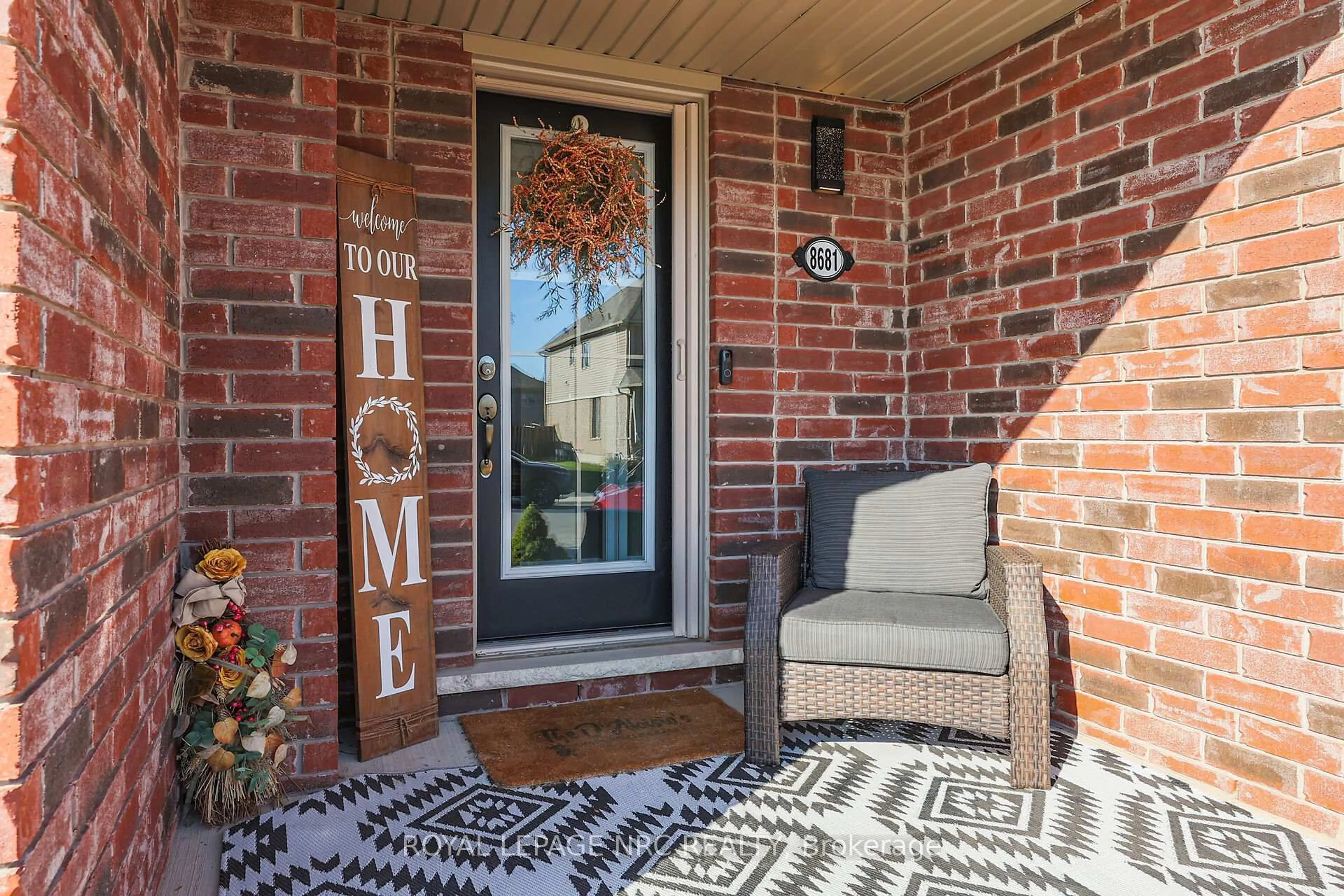 Home with brick exterior material, street for 8681 Dogwood Cres, Niagara Falls Ontario L2H 0K9