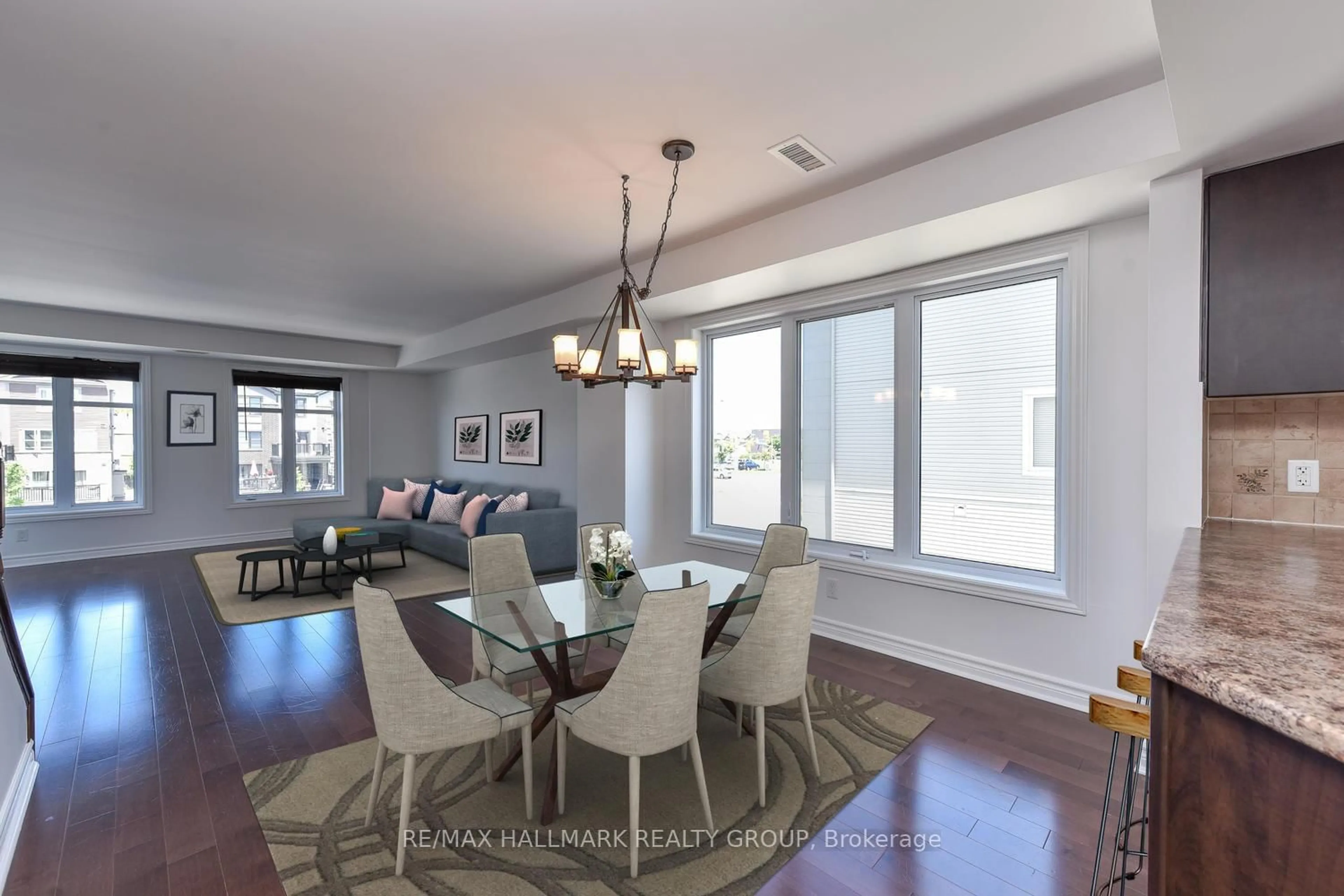 Dining room, unknown for 736B Chapman Mills Dr, Ottawa Ontario K2J 3V2