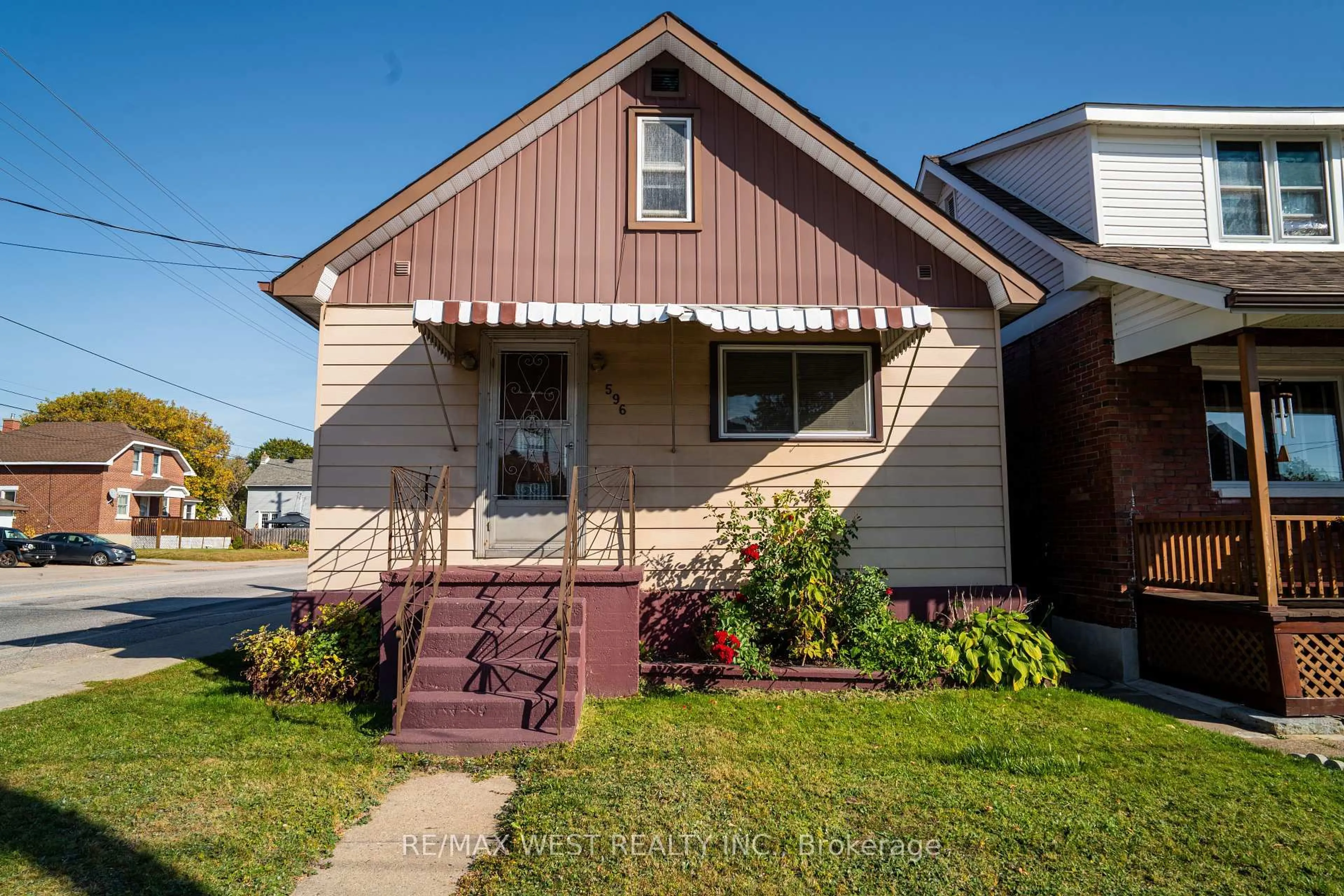 Home with brick exterior material, street for 596 O'Brien St, North Bay Ontario P1B 5W4