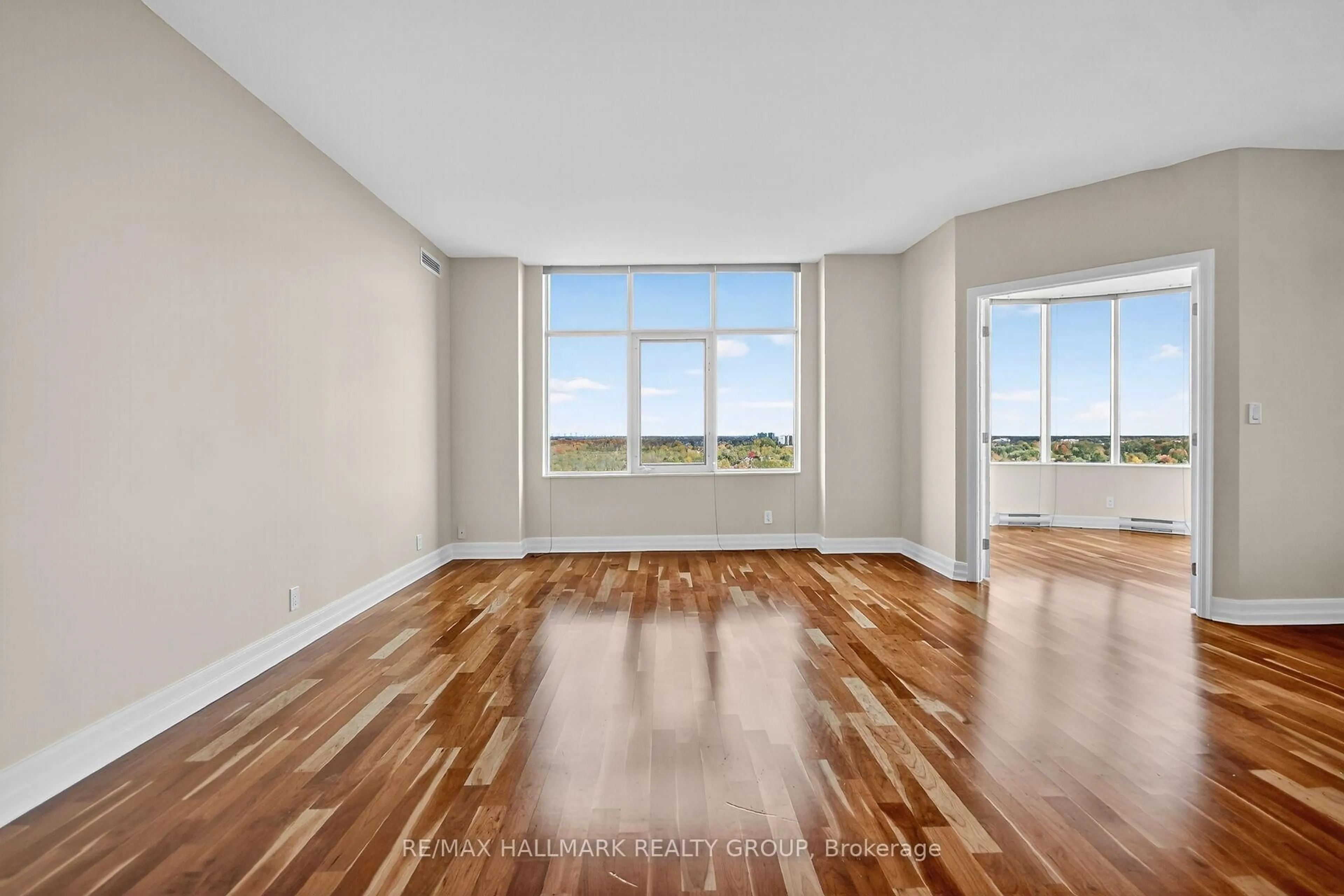 A pic of a room for 3590 Rivergate Way #1707, Ottawa Ontario K1V 1V6