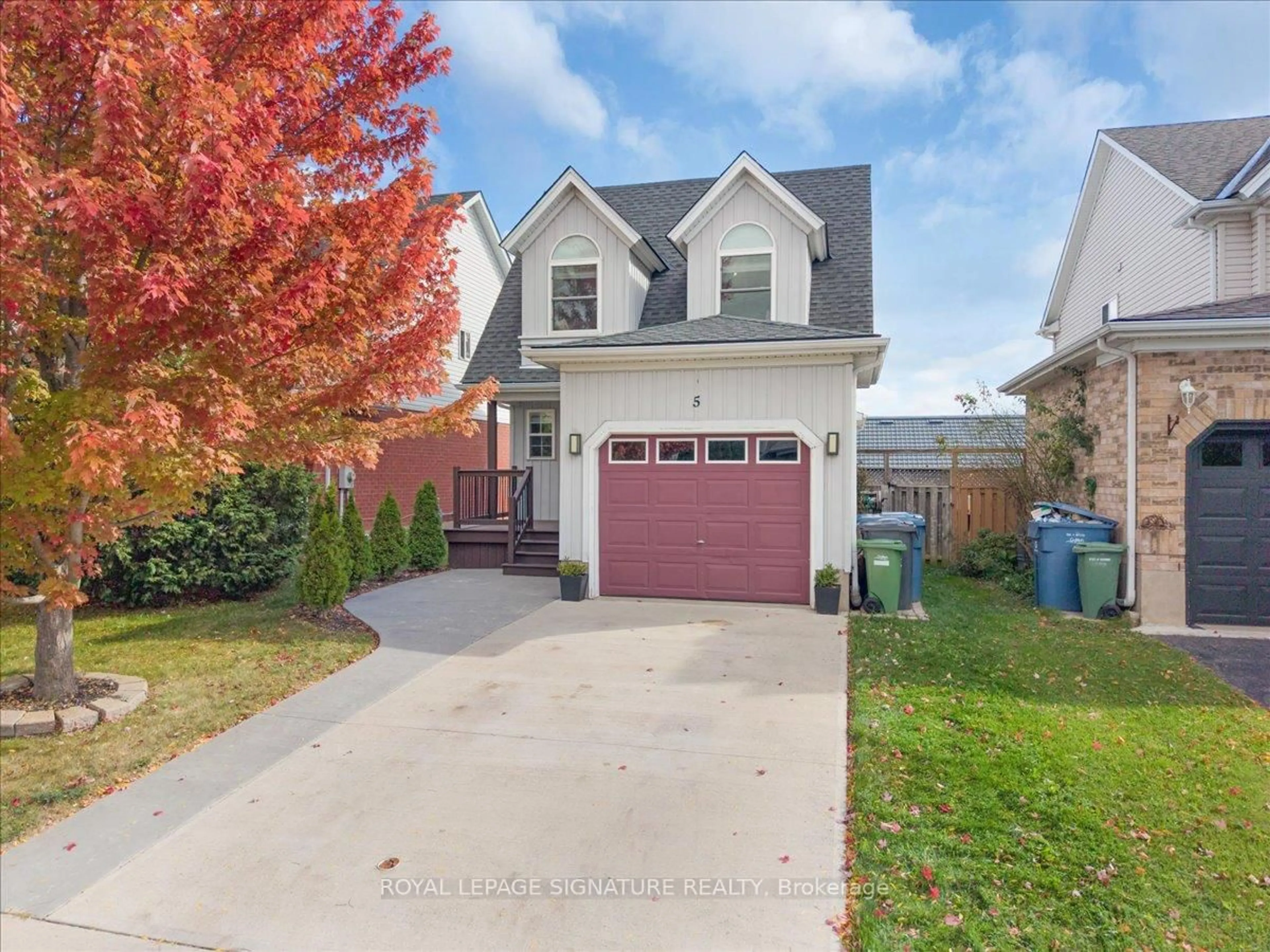 Home with vinyl exterior material, street for 5 Fleming Rd, Guelph Ontario N1E 7G3