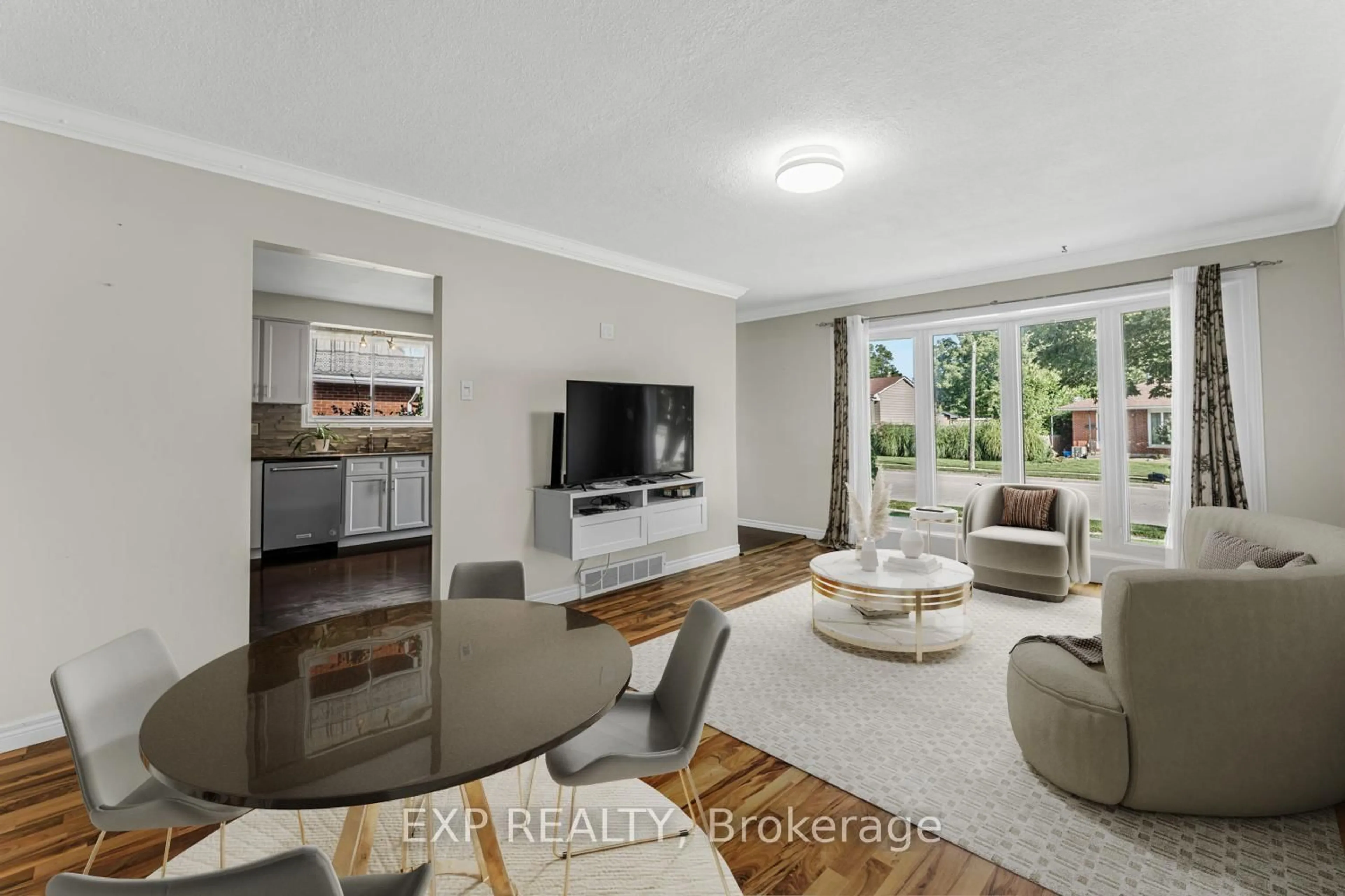 Living room with furniture, unknown for 27 Locke Ave, St. Thomas Ontario N5P 3X5