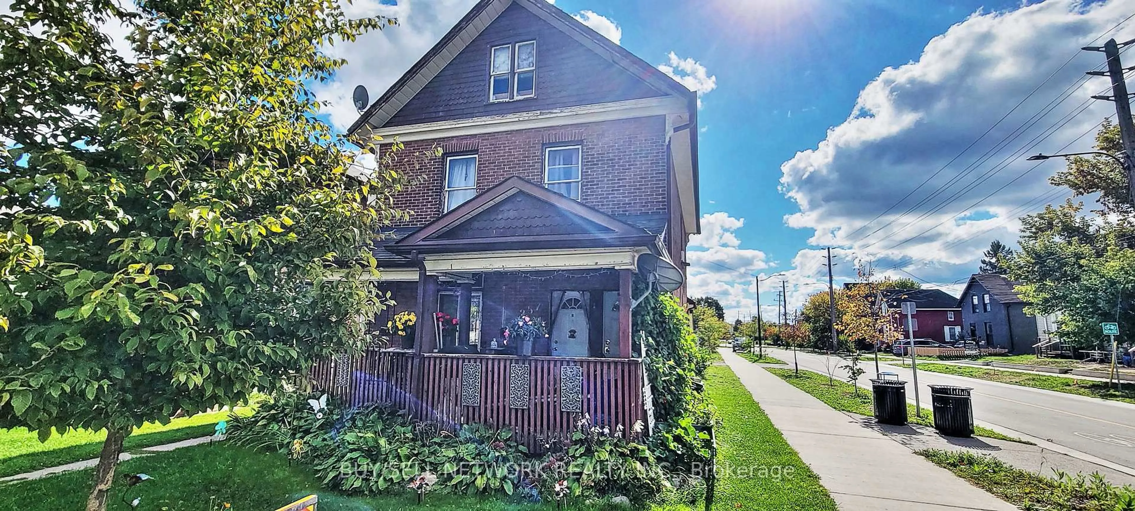 Unknown for 257 Dalhousie St, Peterborough Ontario K9J 2M3
