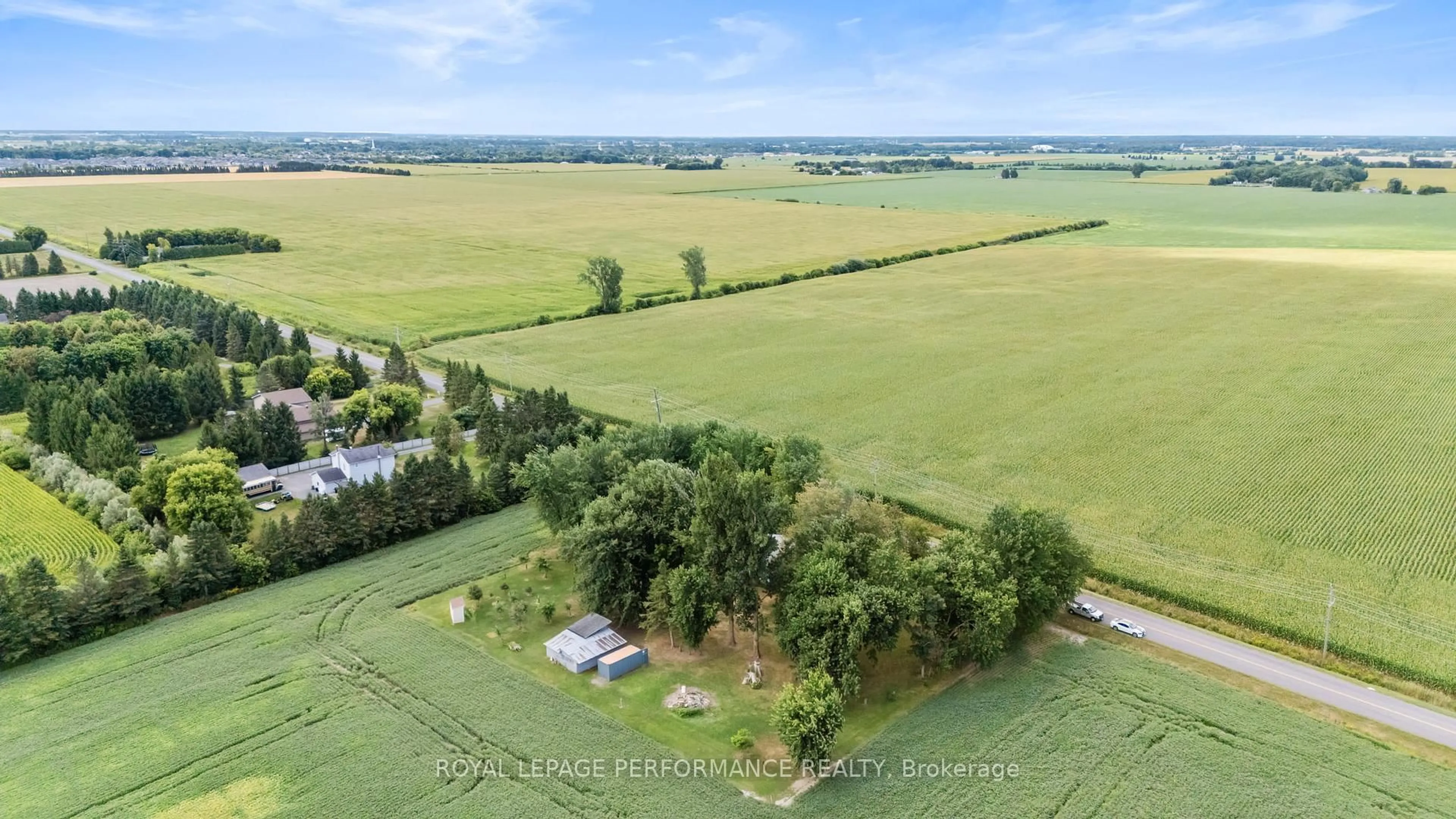 A pic from outside/outdoor area/front of a property/back of a property/a pic from drone, unknown for 721 St Thomas Rd, Russell Ontario K0A 1W0