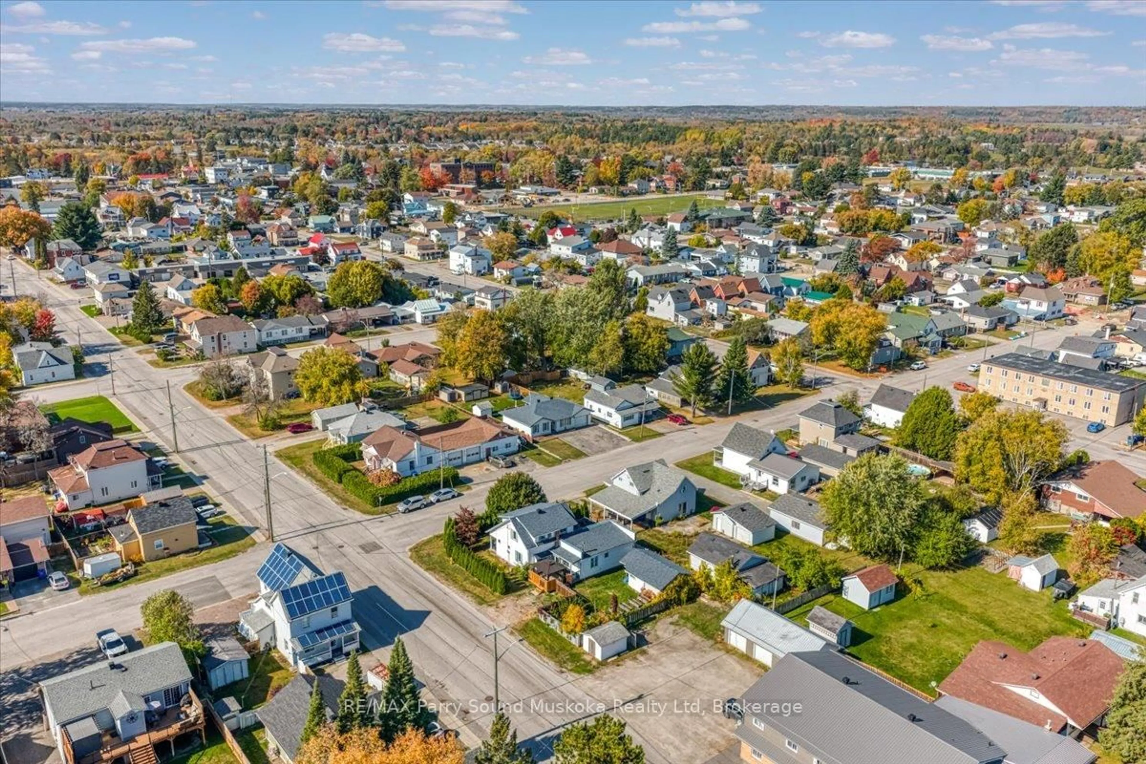 A pic from outside/outdoor area/front of a property/back of a property/a pic from drone, street for 216 Arthur St, West Nipissing Ontario P2B 1E7