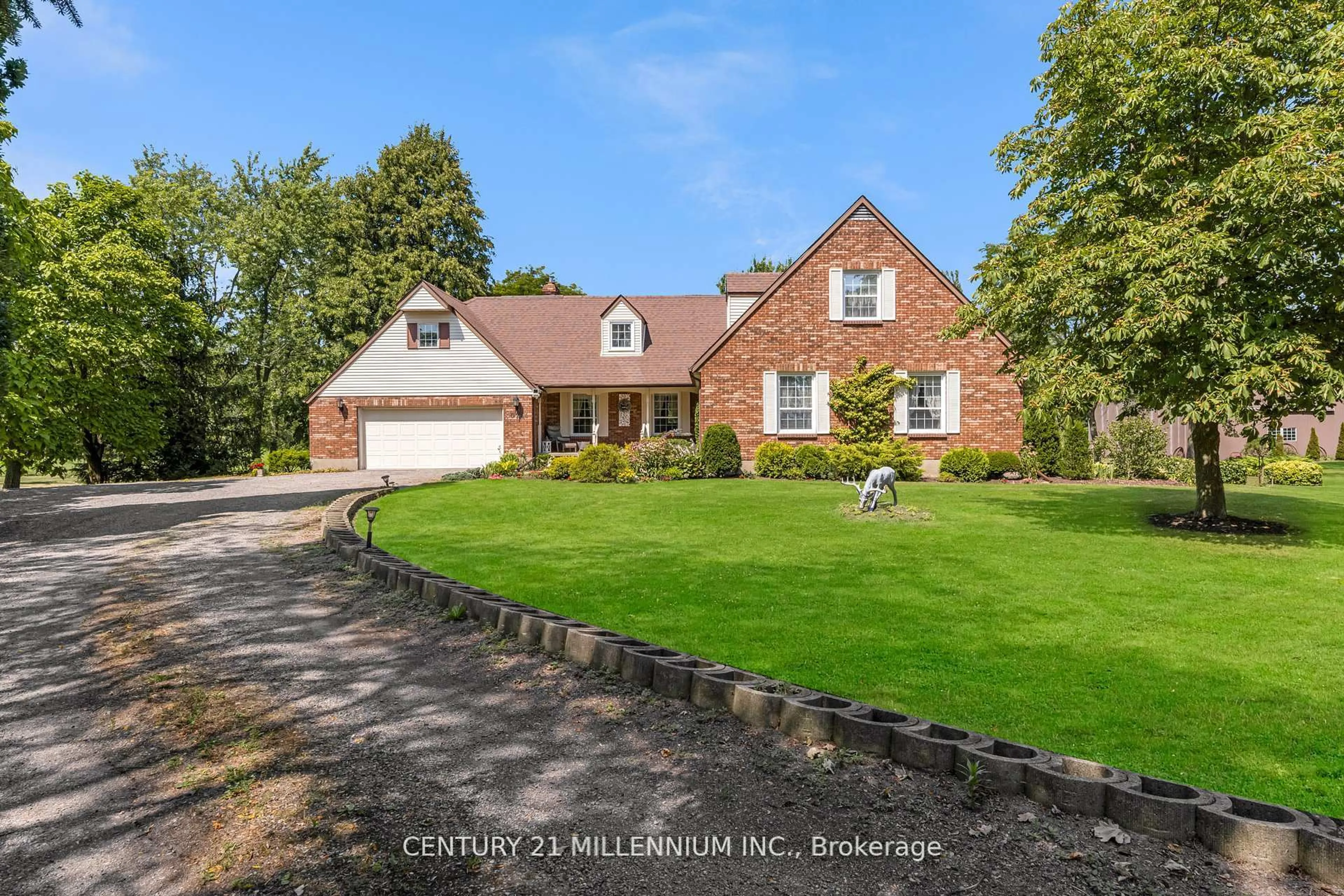 A pic from outside/outdoor area/front of a property/back of a property/a pic from drone, street for 40764 Forks Rd, Wainfleet Ontario L0S 1V0