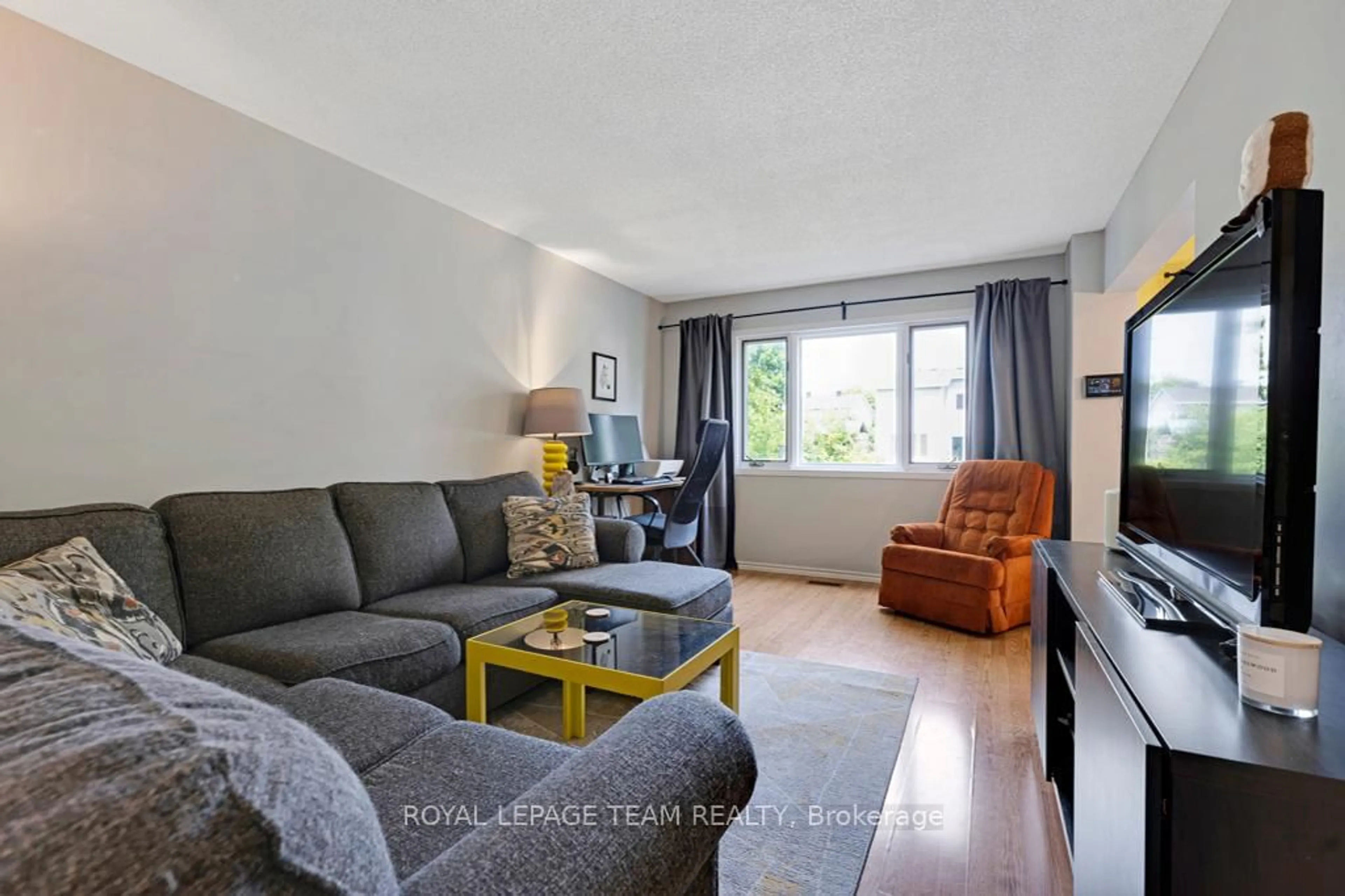 Living room with furniture, unknown for 185 Morris St, Carleton Place Ontario K7C 4M8