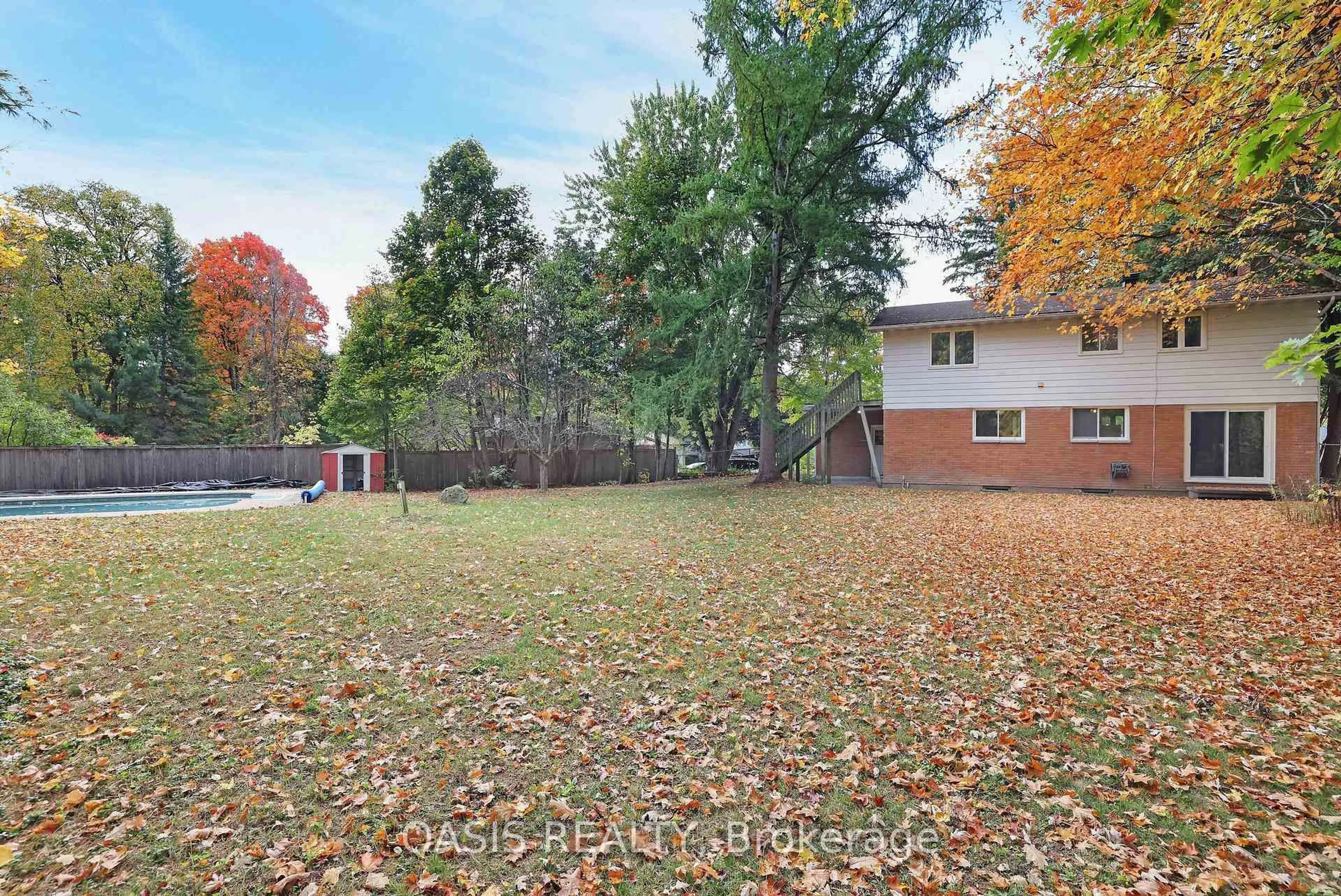 A pic from outside/outdoor area/front of a property/back of a property/a pic from drone, forest/trees view for 120 Glenncastle Dr, Carp Ontario K0A 1L0